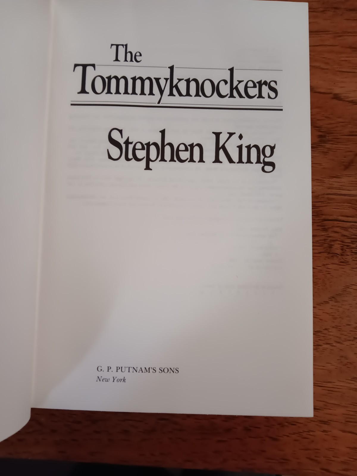 The Tommyknockers by Stephen King 1987 HCDJ1 st Edition 1st Print Gold State