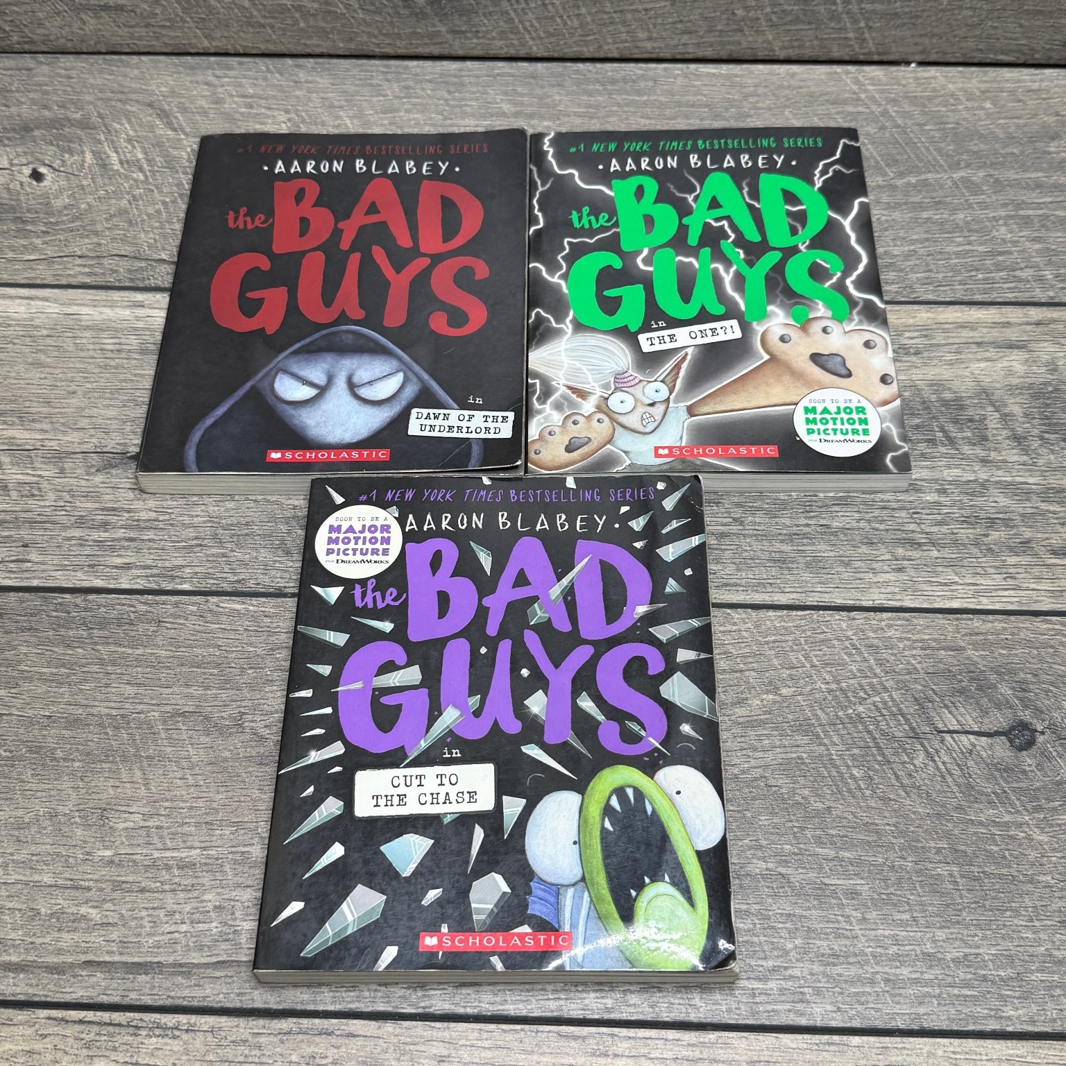 Lot of 10 The Bad Guys Paperback Books Aaron Blabey Scholastic #1,2,4,10-16