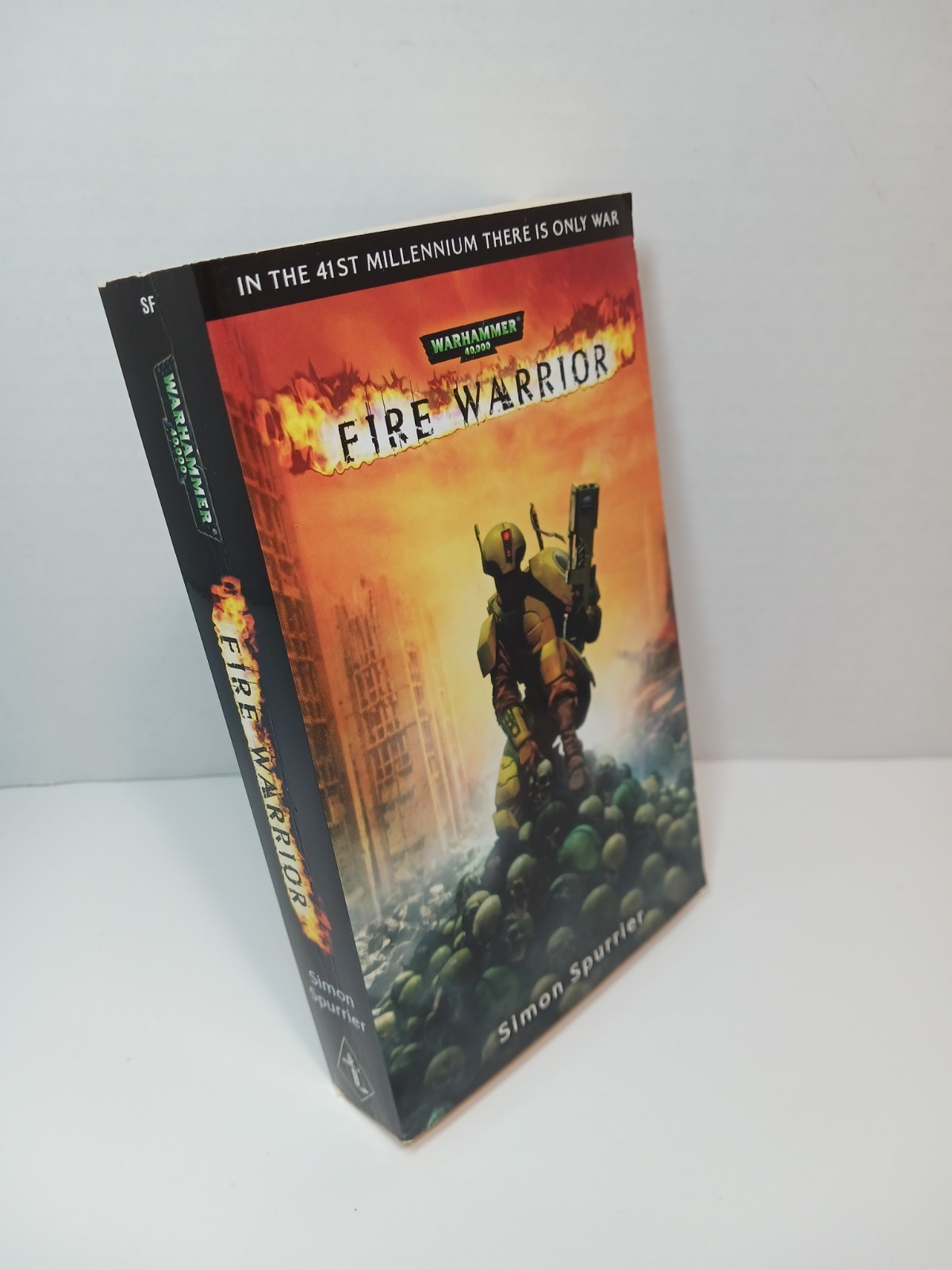 Warhammer 40K Fire Warrior Novel Simon Spurrier MMPB First Print 2003 VG