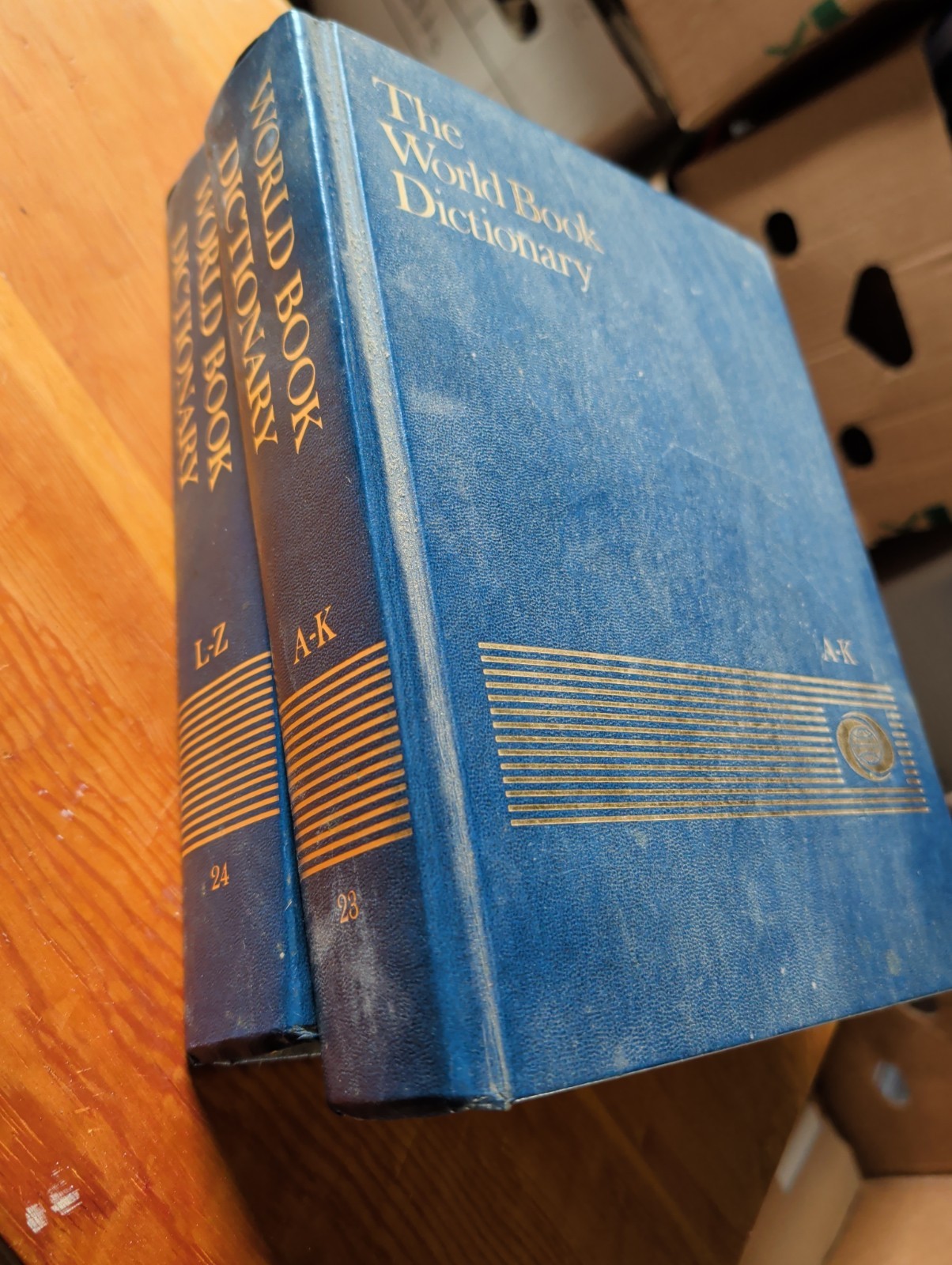 Set of 2 1986 Edition The World Book Dictionary Thorndike Barnhart A-Z