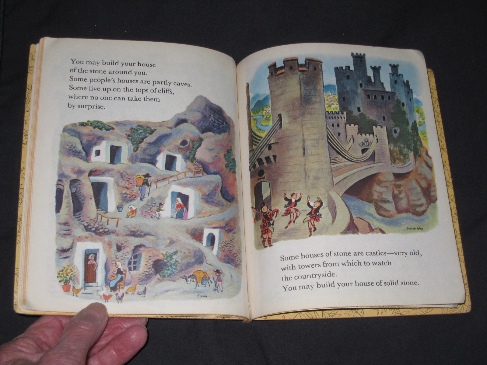 Little Golden Book Houses Series A 28 pages
