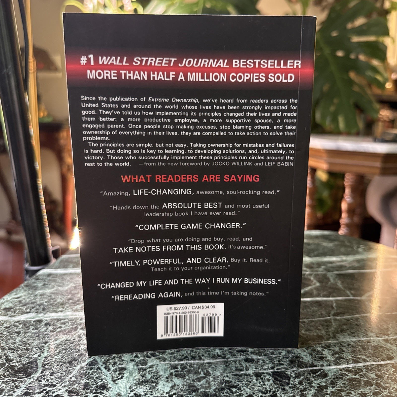Extreme Ownership How U.S. Navy SEALs Lead and Win Like New Book 2017