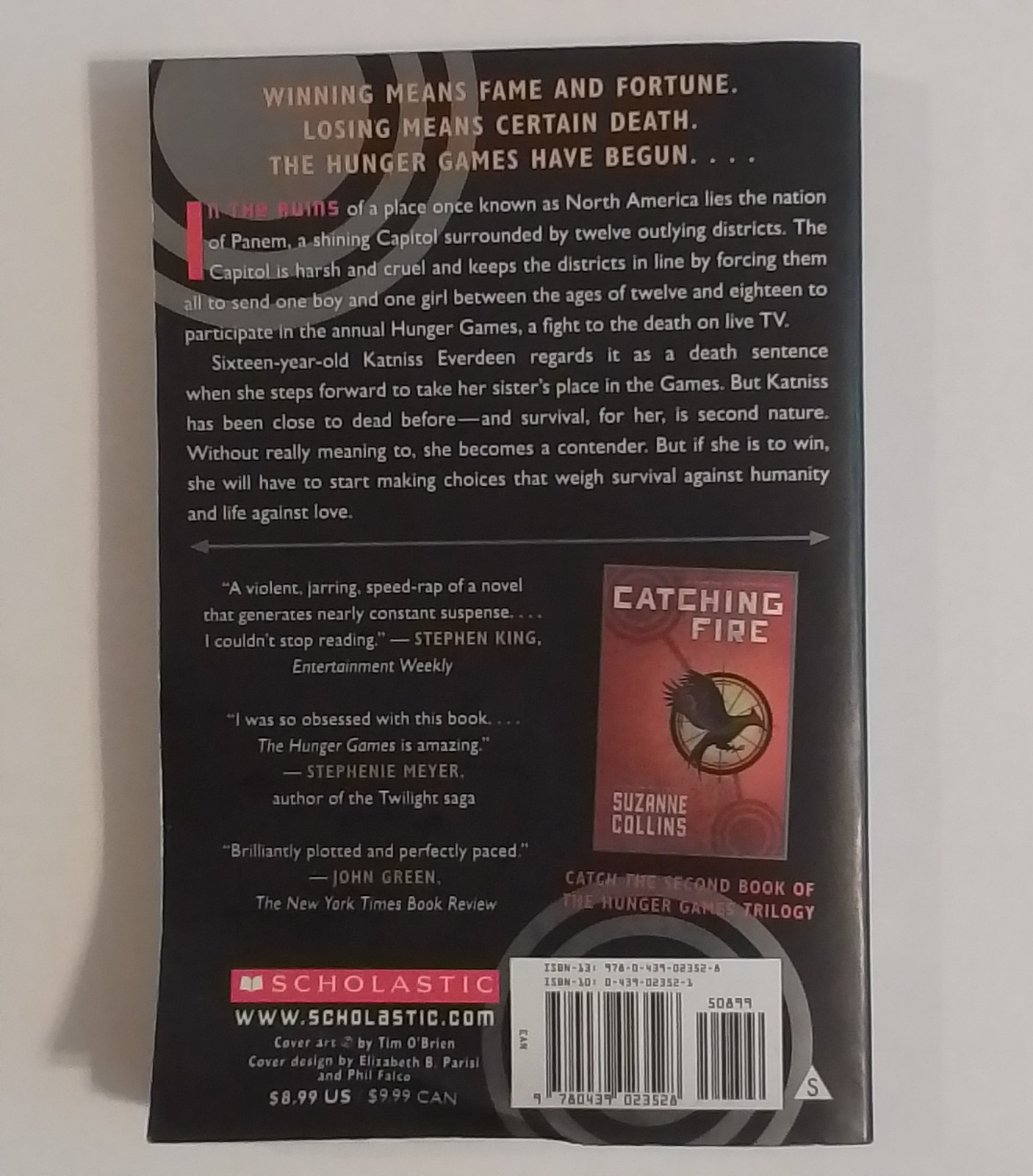 The Hunger Games Trilogy 3 Book Set – Catching Fire, Mockingjay, Hunger Games
