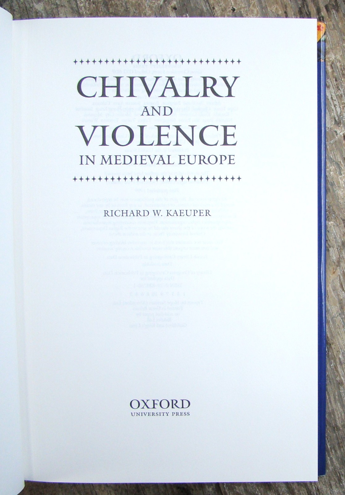 Chivalry And Violence In Medieval Europe ~1999 HC~ Oxford Women Knight Fight ⚔️