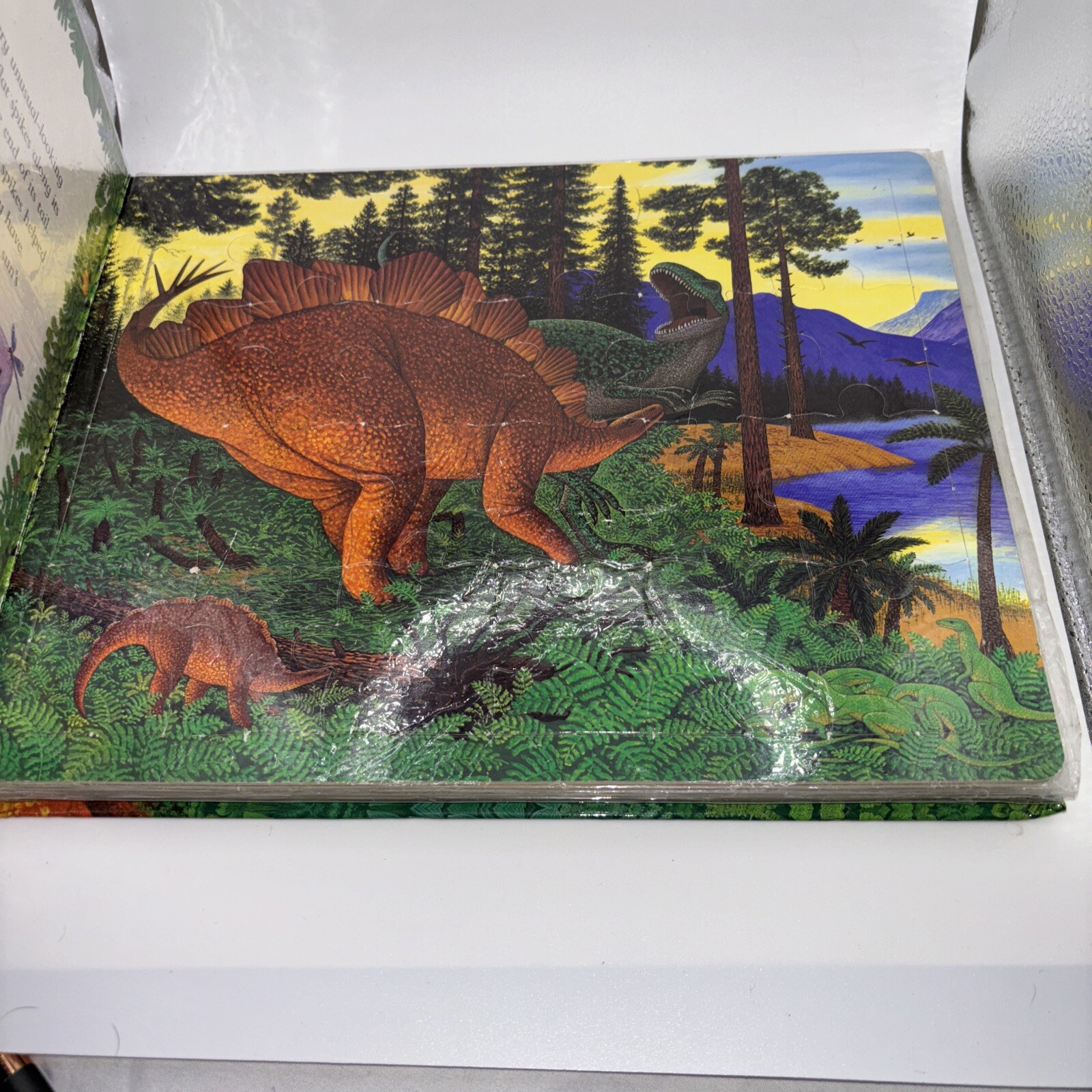 Jigsaw Dinosaurs by Anne Sharp. (2000, Hardcover) jigsaw puzzles in a book form