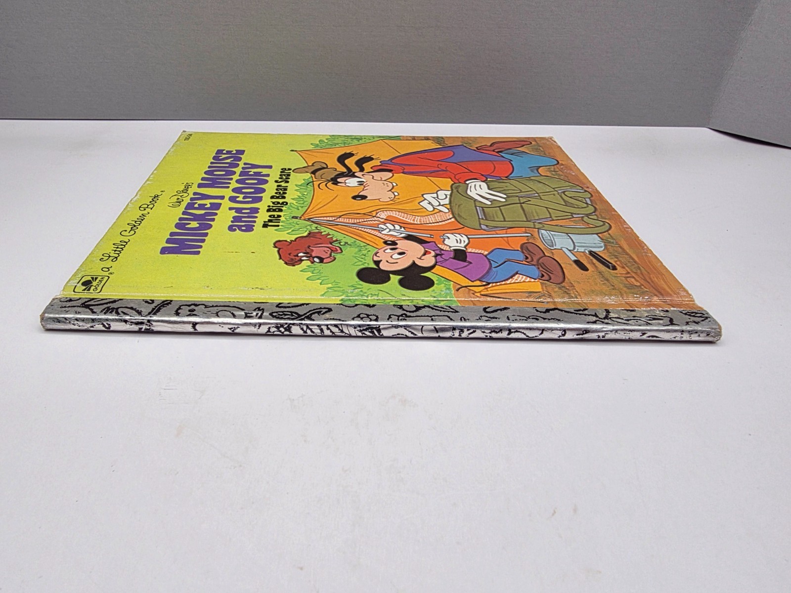 Disney’s Mickey Mouse and Goofy The Big Bear Scare A Little Golden Book (1978)