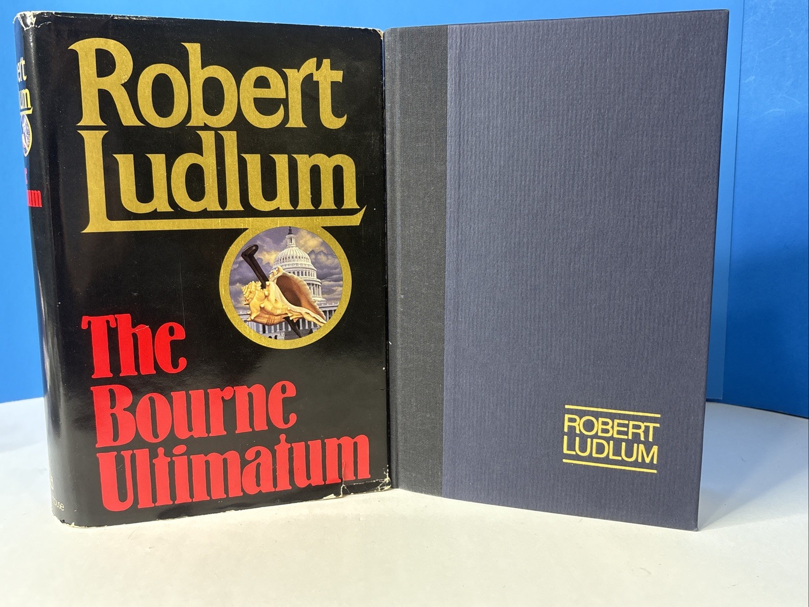 The Bourne Ultimatum – Robert Ludlum (1990, 1st Edition, Hardcover) Random House