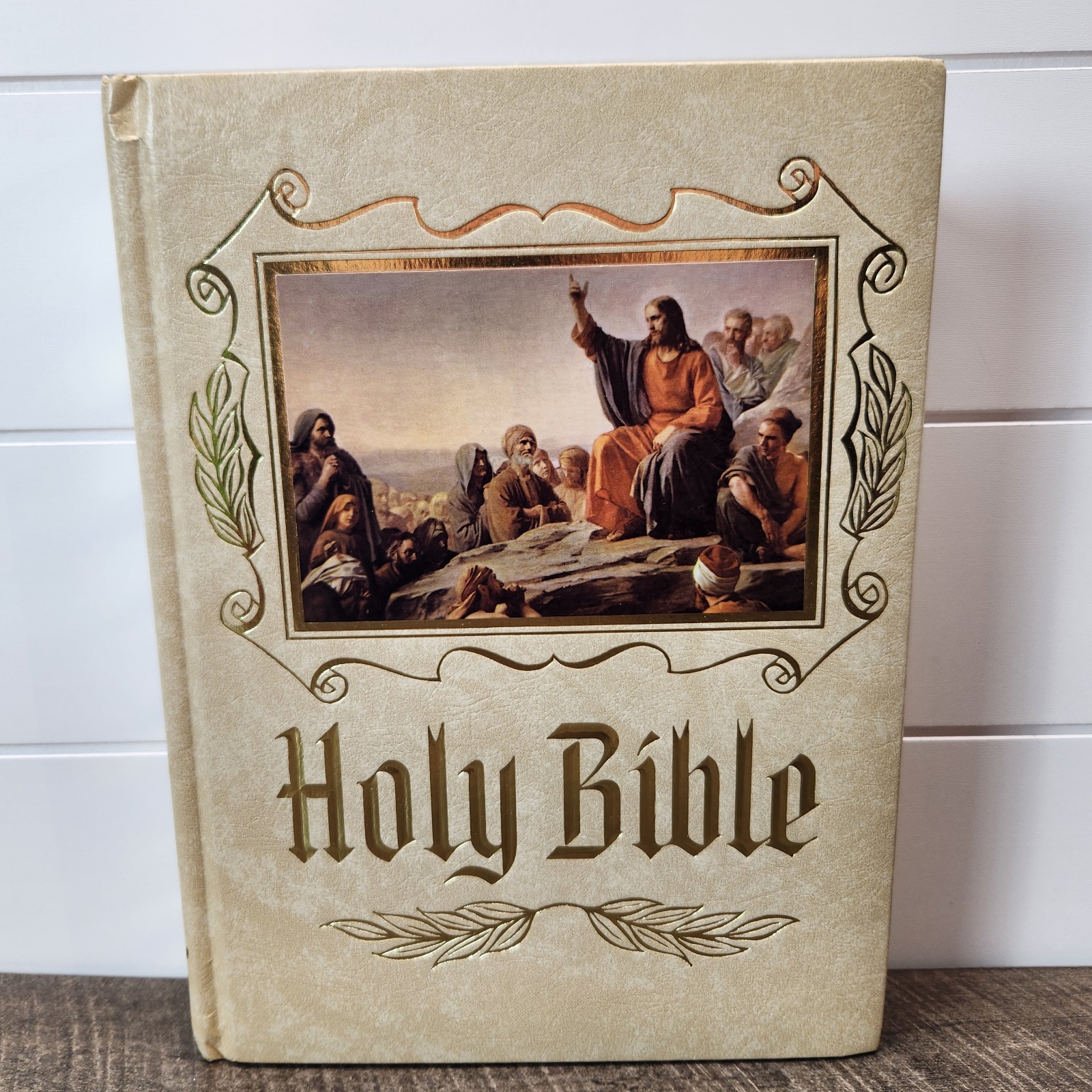 Heirloom Family Bible The New American Bible 1987 Gold Gilt Edges