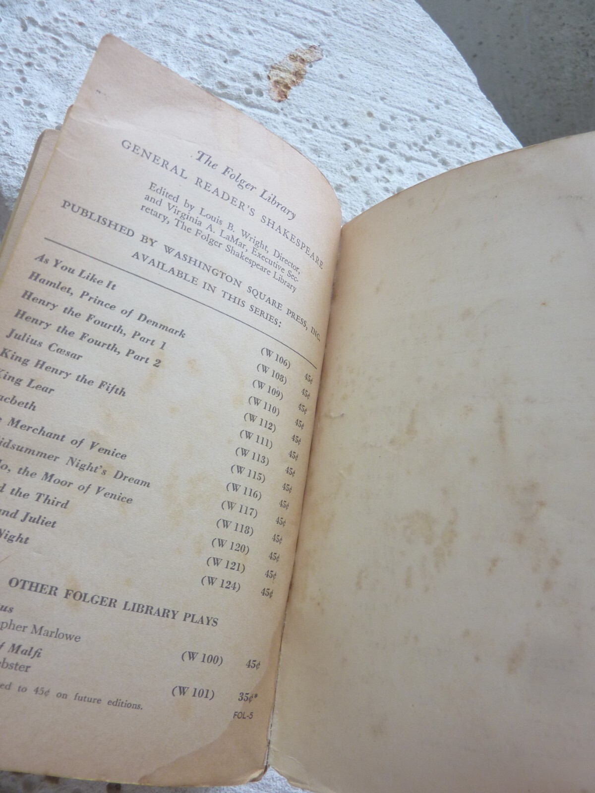 Les Miserables By Victor Hugo 1964 Printing Washington Square Press Paperback