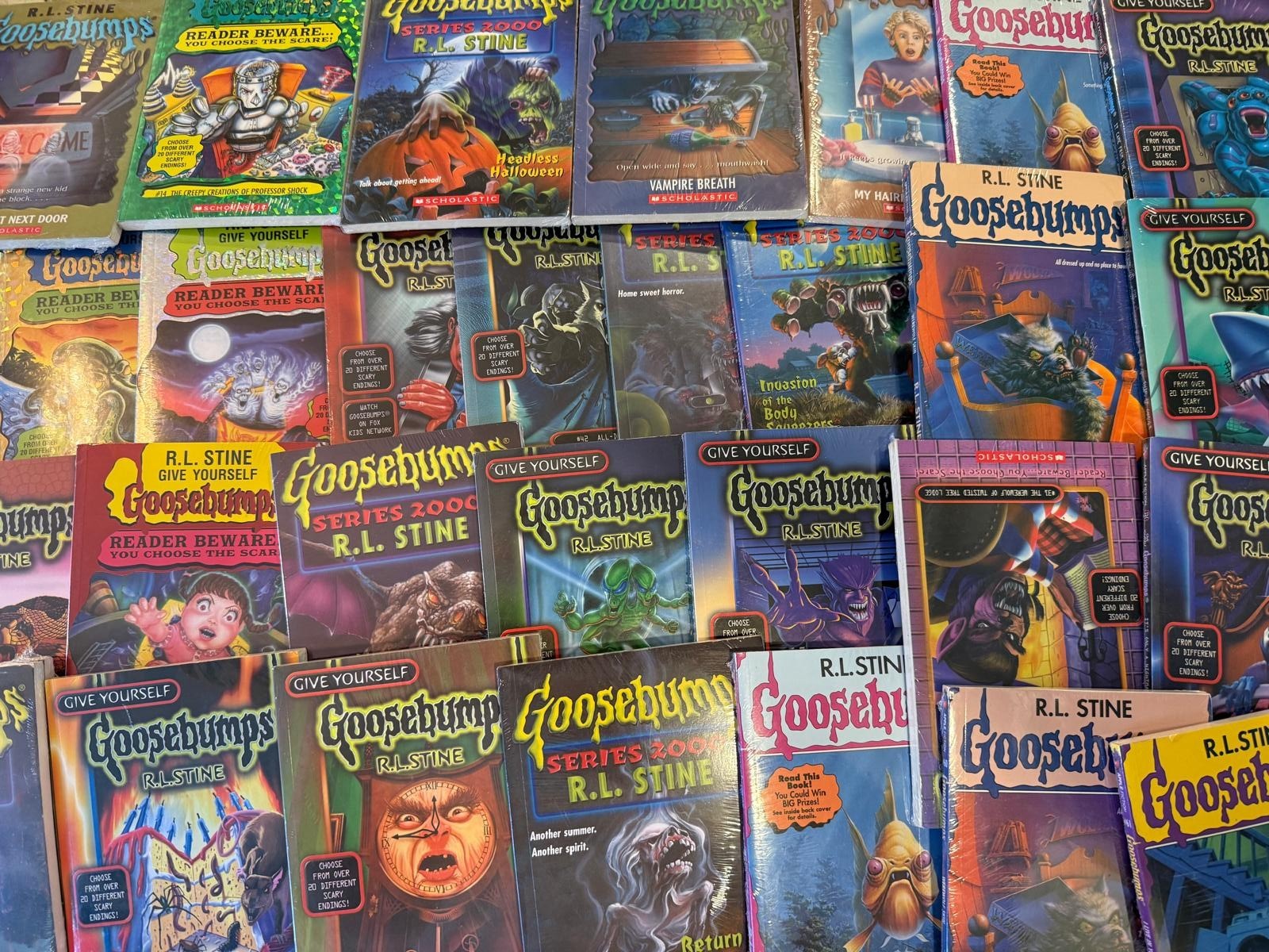 GOOSEBUMPS REPRINT Give yourself SERIES -PAPERBACK (1-42) books Free Ship