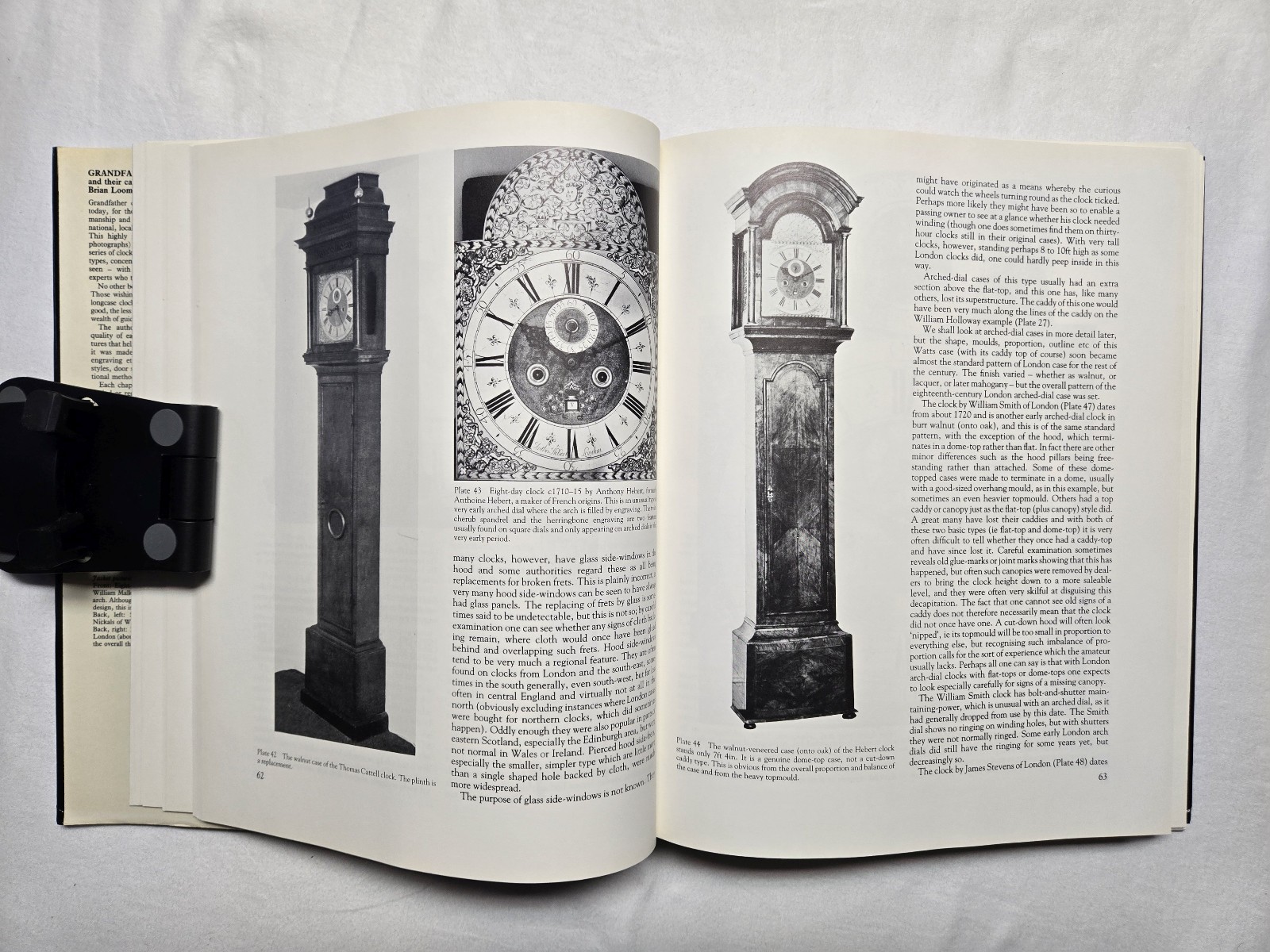 Grandfather Clocks and their cases by Brian Loomes (1985) Hardcover