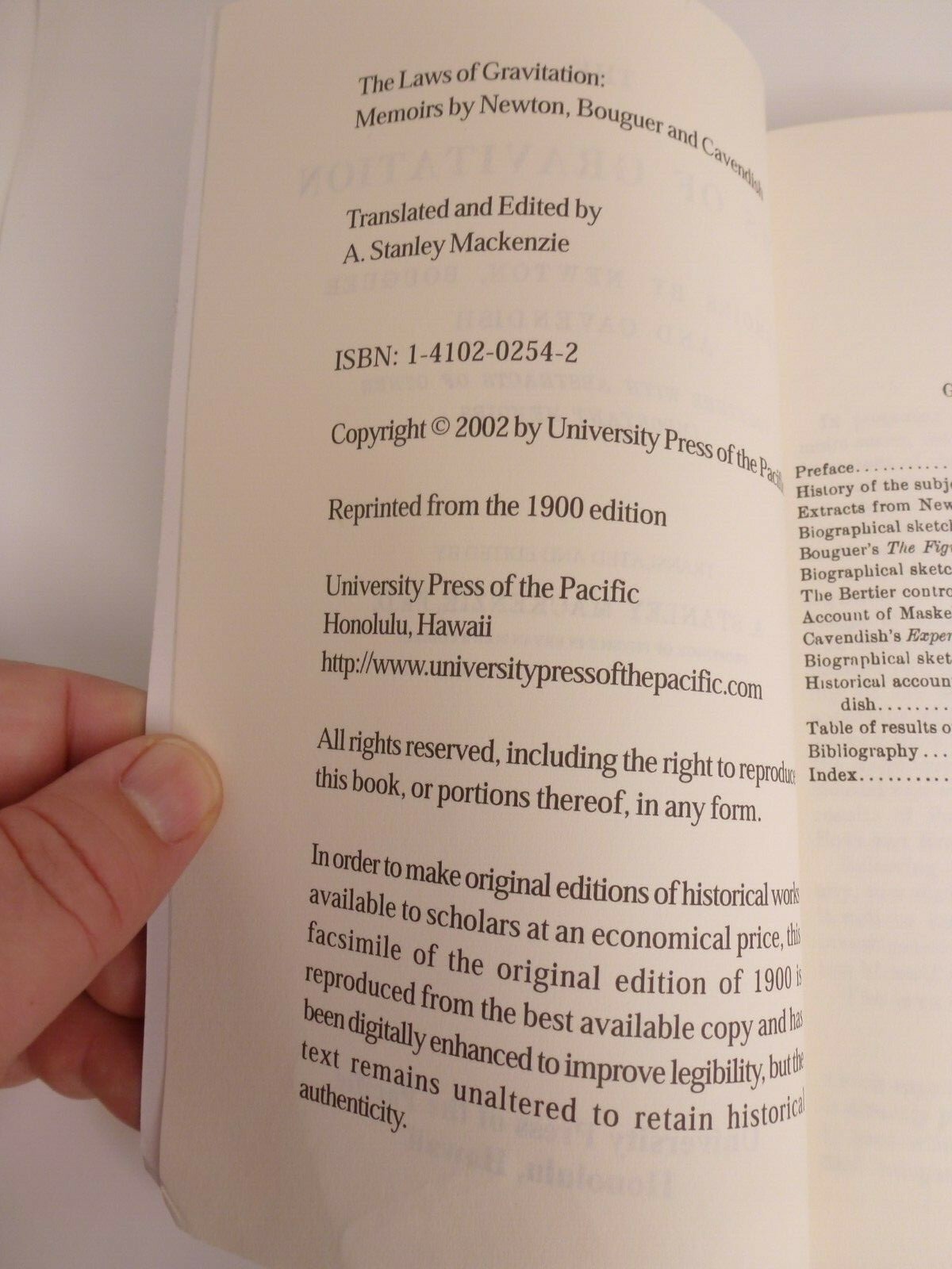 The Laws of Gravitation Memoirs by Newton Bouger & Cavendish – 2002 159 Pages