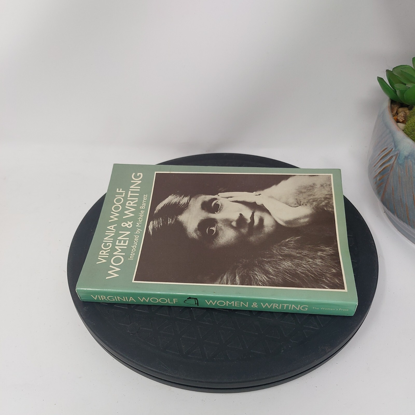 Women and Writing by Woolf, Virginia Introduced by Michael Barrett PB 1979