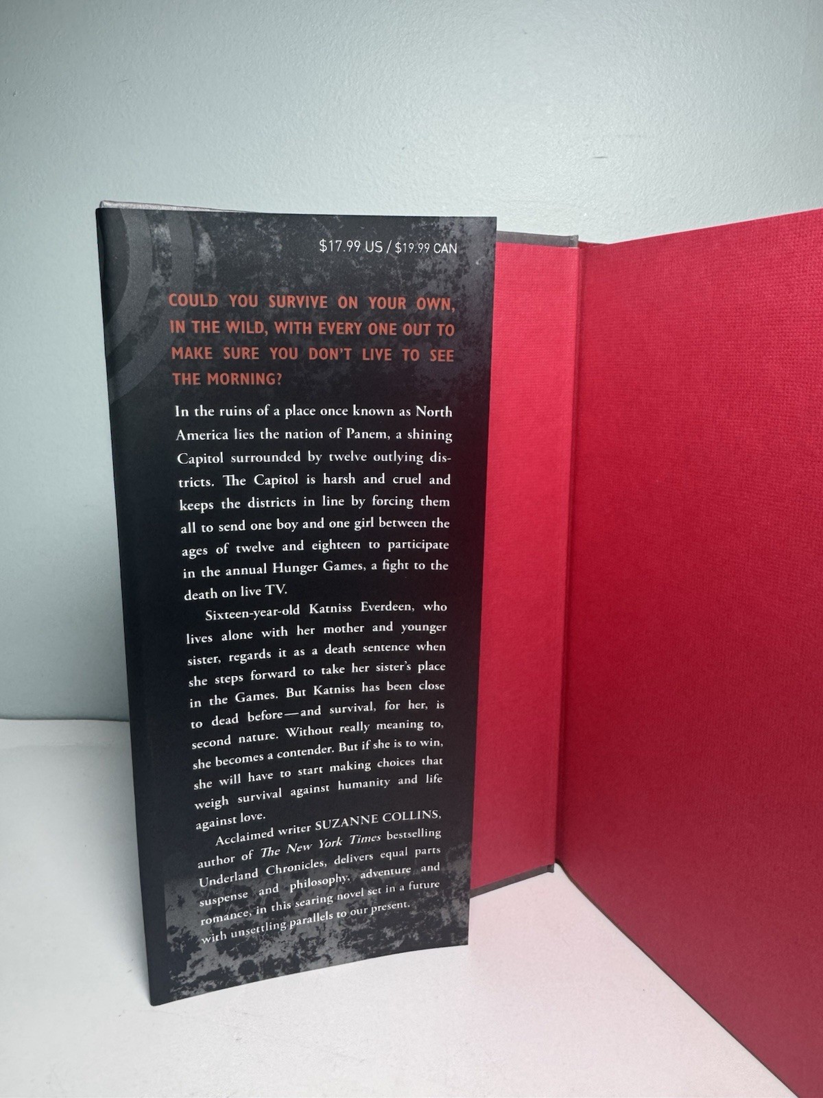 Hunger Games 1st Edition October 2008 Suzanne Collins Hardcover w/ Dust Jacket
