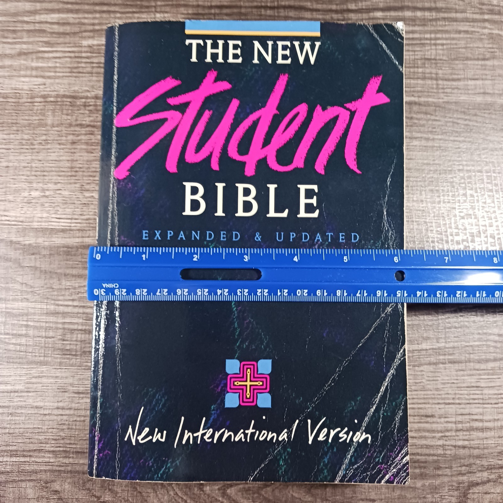 The New Student Bible International Version Expanded Updated Zondervan Paperback