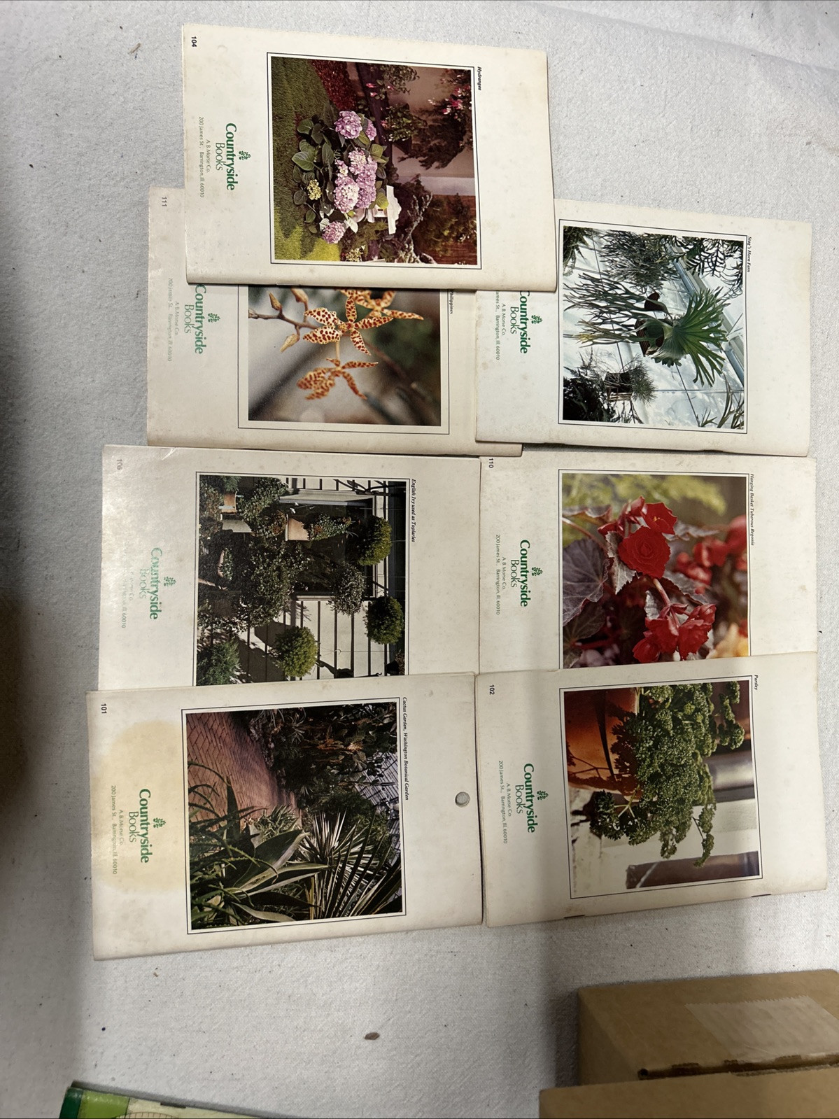 Gardening Guides VINTAGE Book 1970’S Garden And Houseplants Countryside Books
