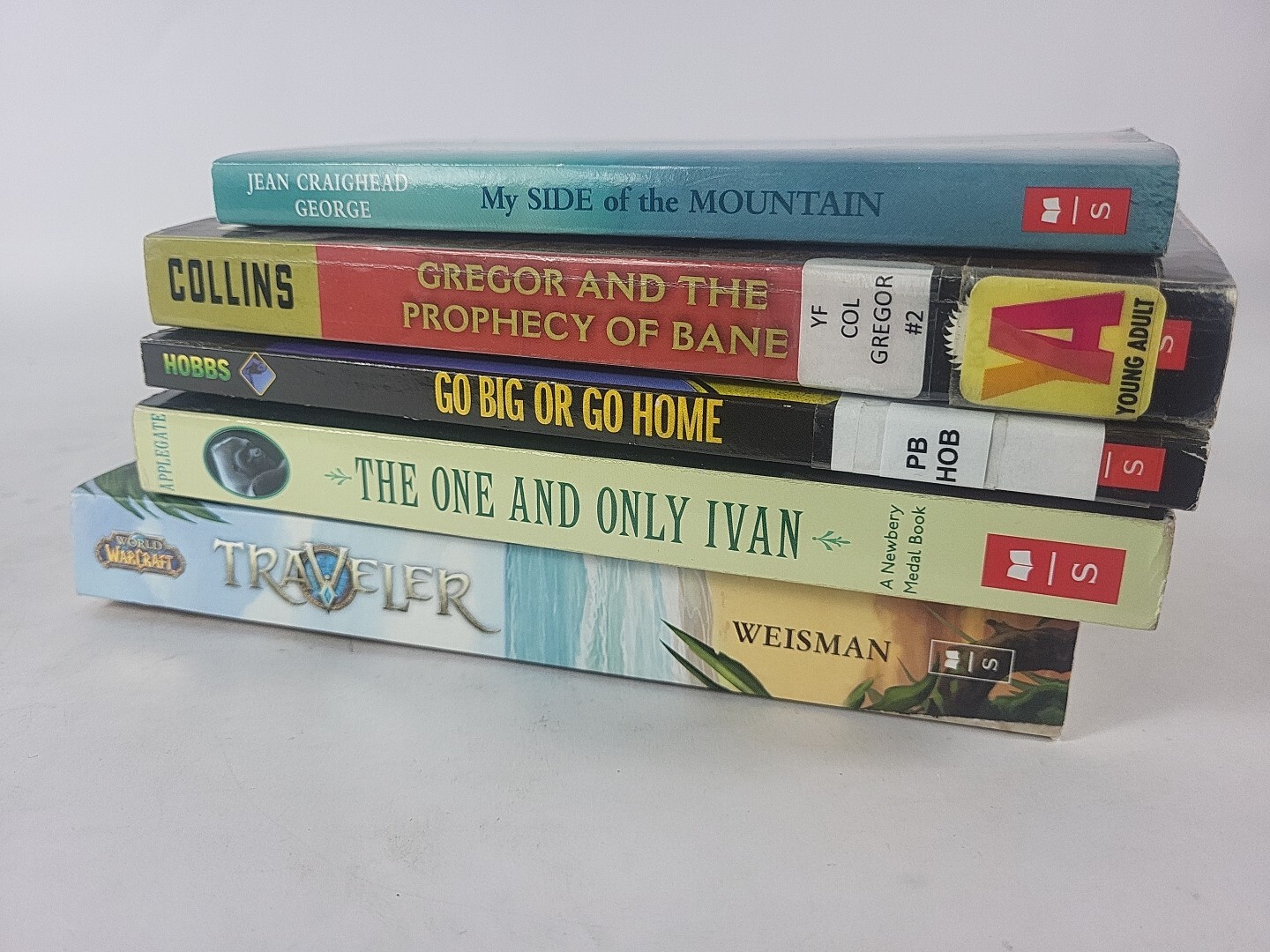 Schoolastic Book Lot Of 5 World Of War craft, Gregor And The Prophecy Bane