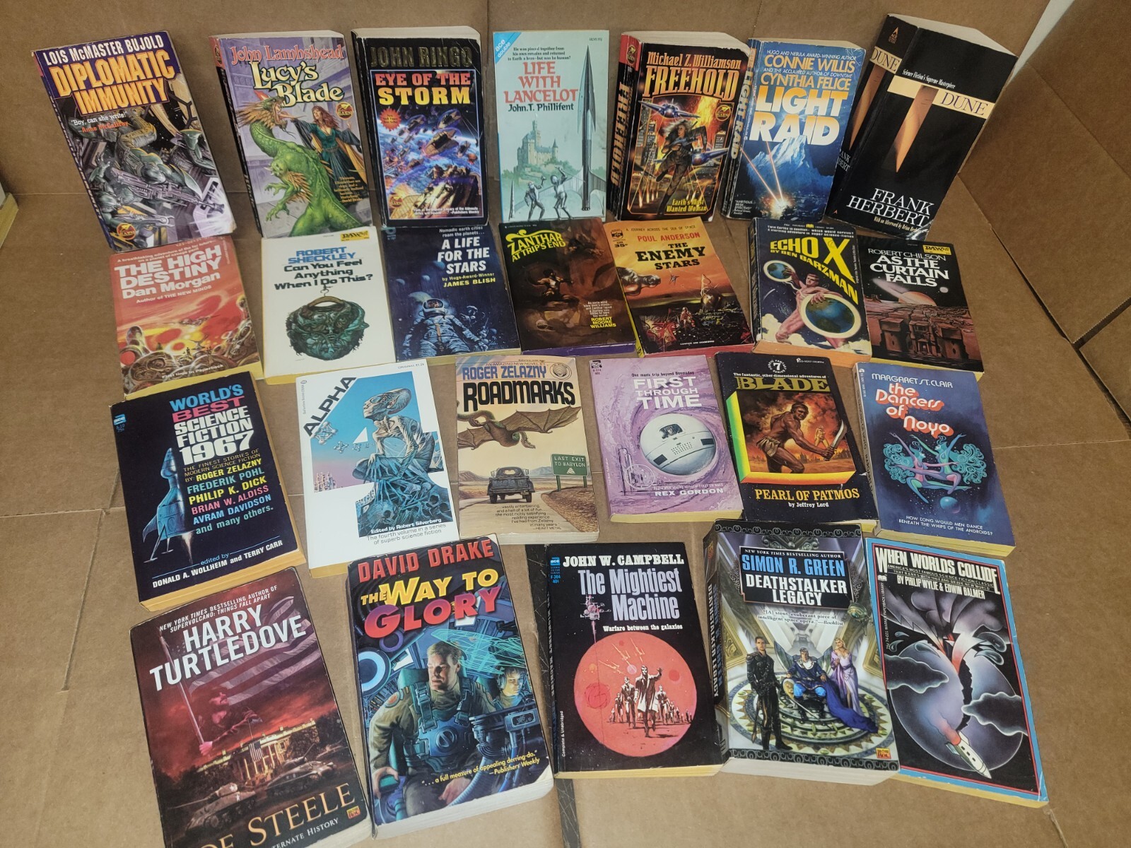 Lot of 20 Science Fiction Vintage Rare Asimov Book Paperback SCI-FI MIX RANDOM