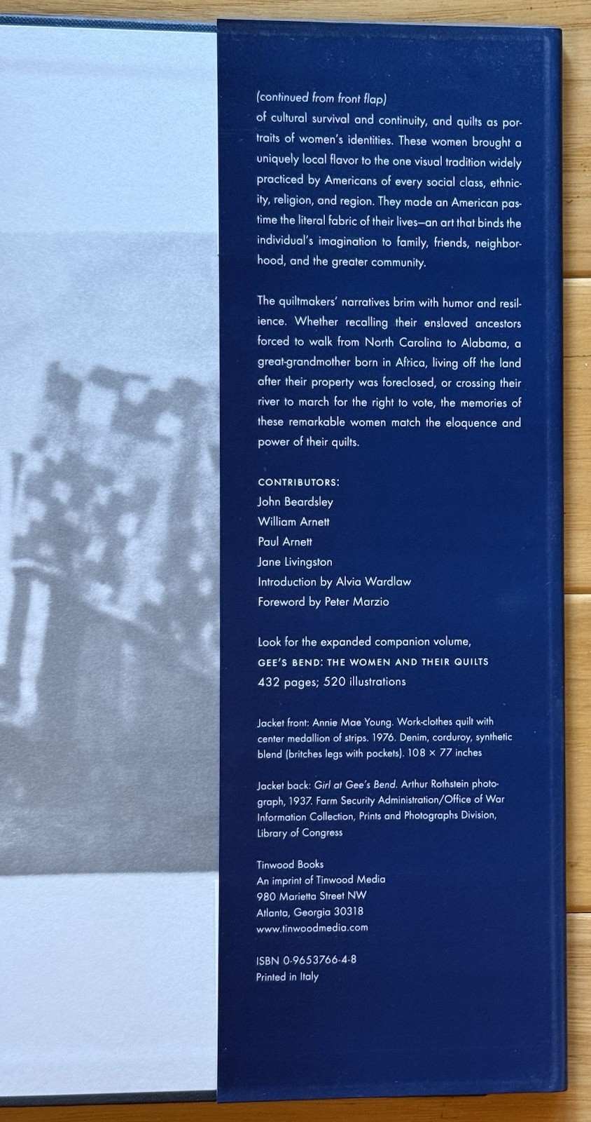 Quilts of Gee’s Bend by William Arnett, Alvia Wardlaw and Jane Livingston (2002,