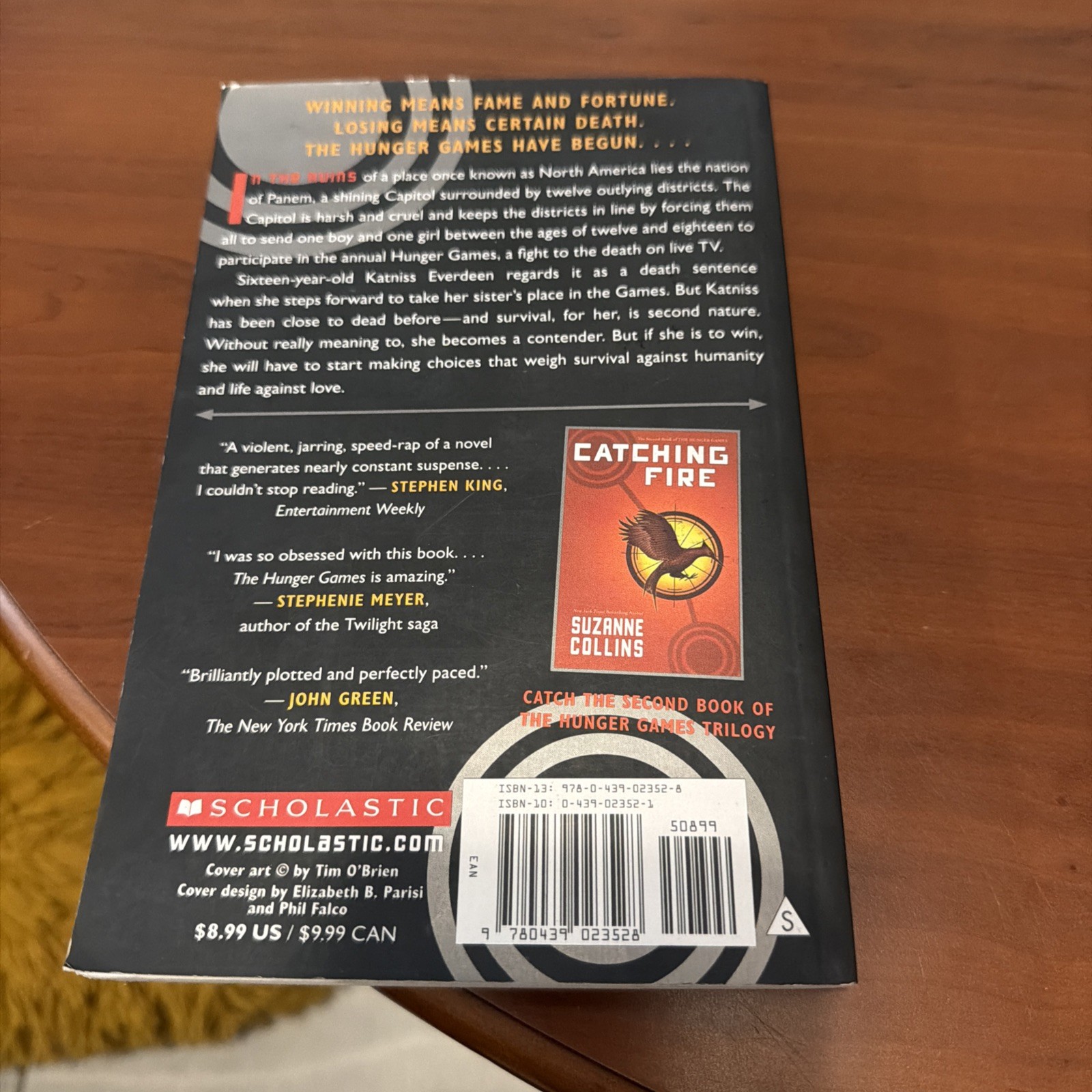 Hunger Games (Hunger Games, Book One) by Suzanne Collins (2010, Trade Paperback)