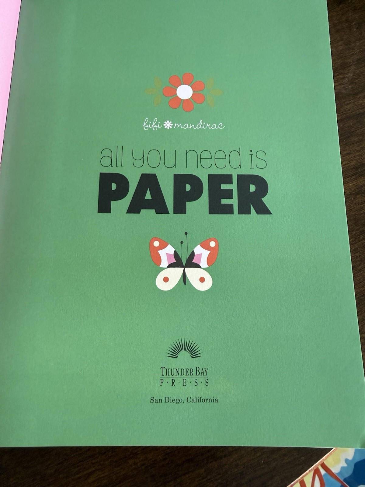 All You Need Is Paper : 230 Detachable Pages of the Cutest Patterns, Cards RARE