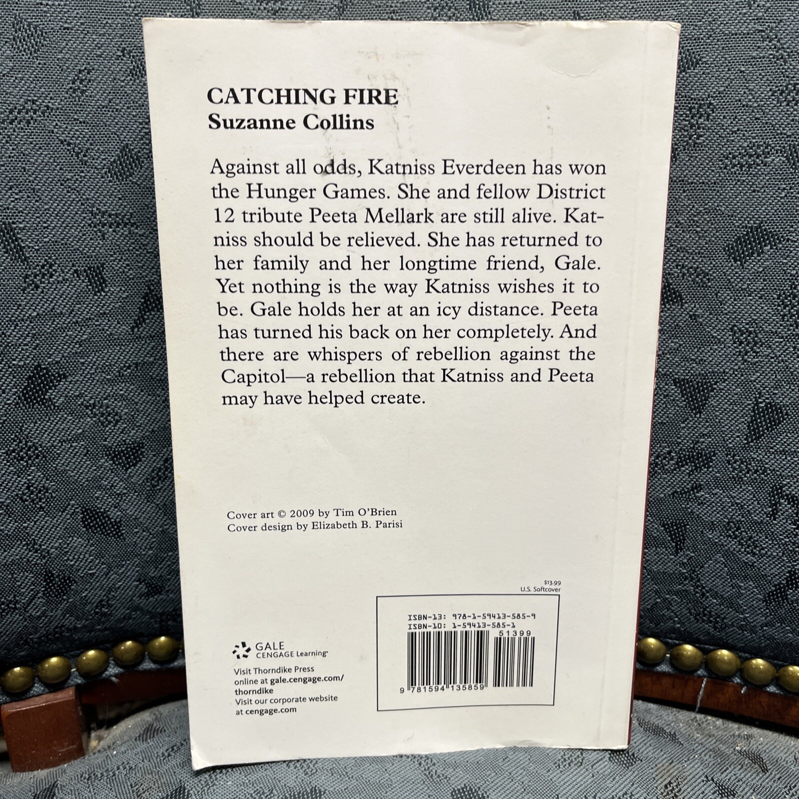 Hunger Games Trilogy: Catching Fire by Suzanne Collins