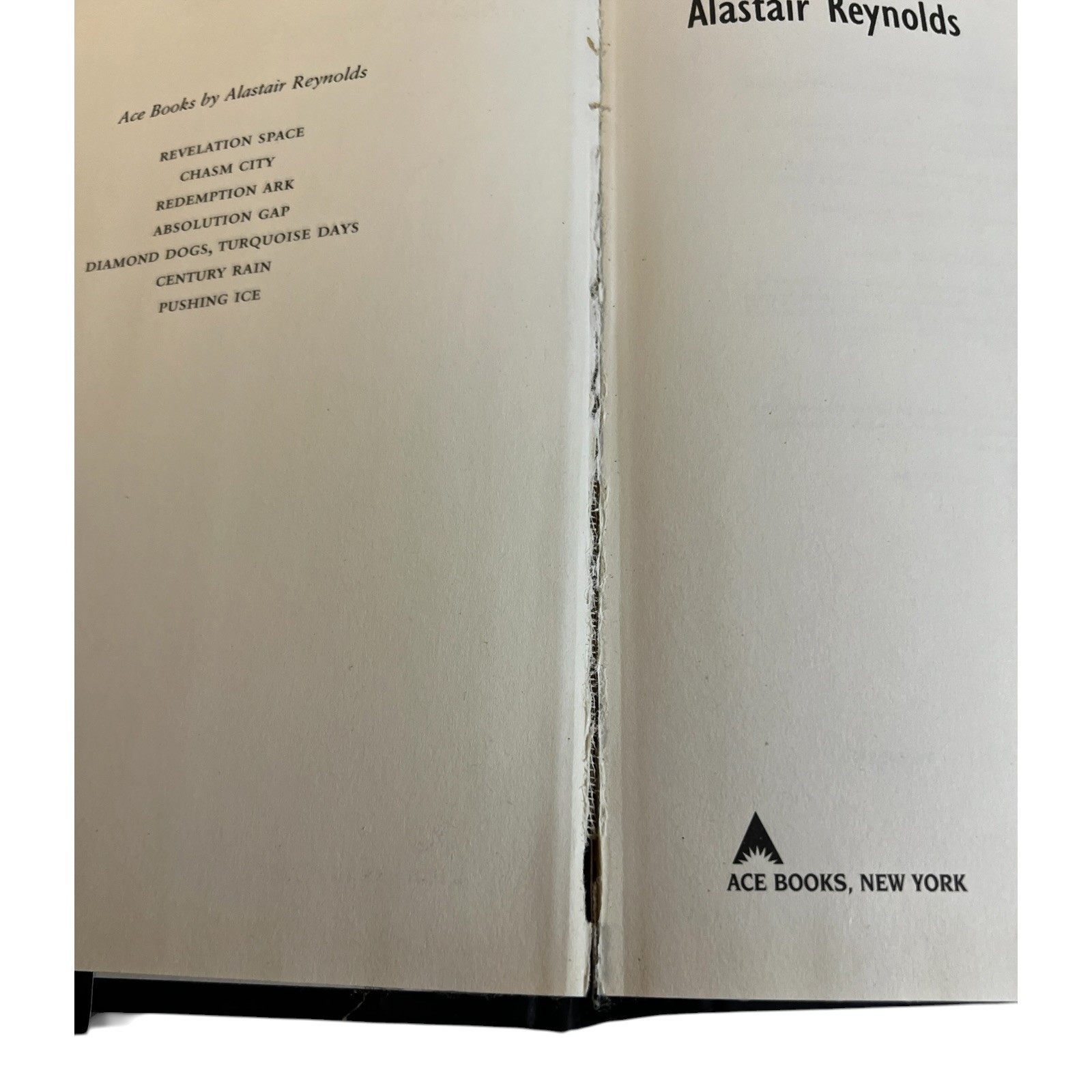 Pushing Ice Alastair Reynolds Hardcover Sci Fi Space Opera Book