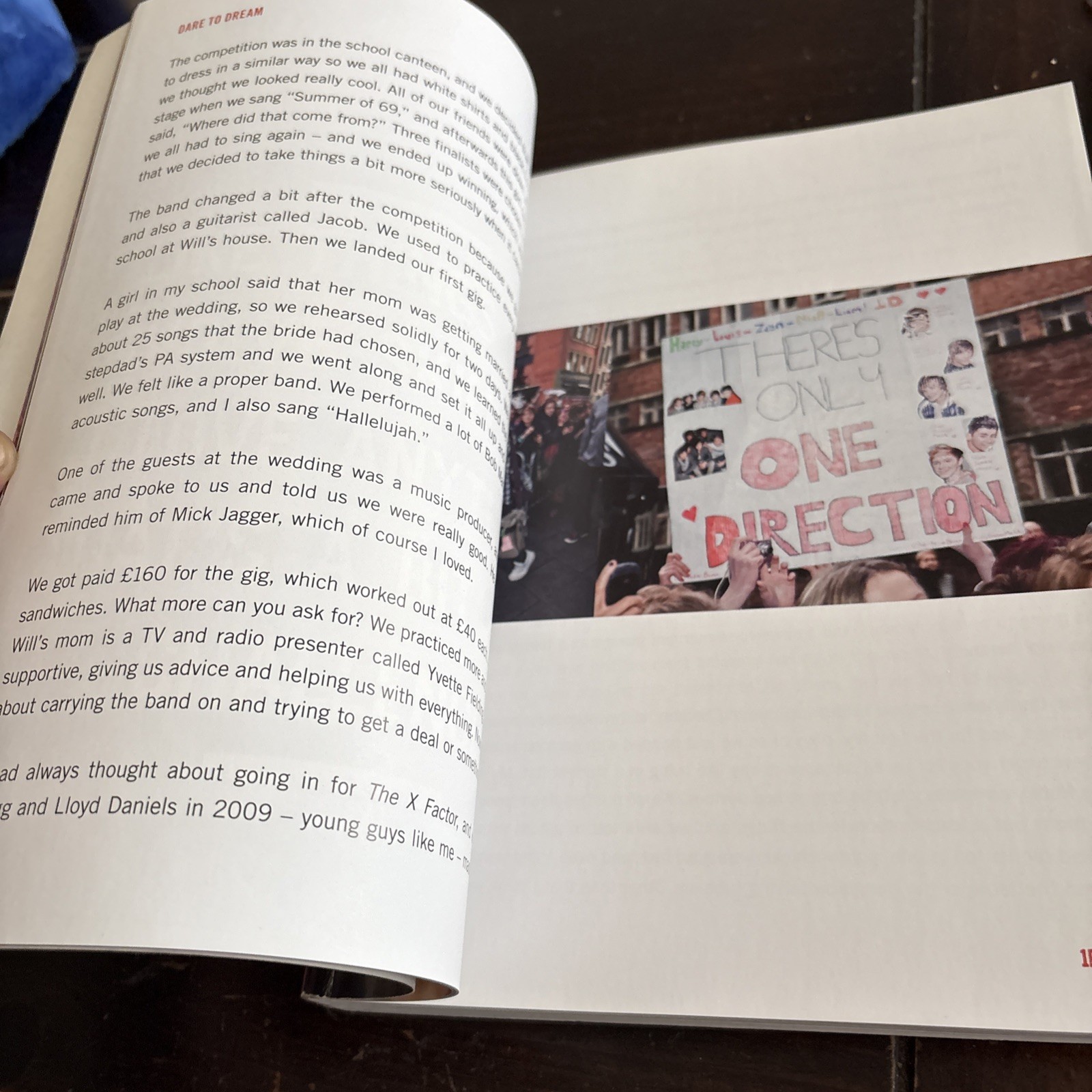One Direction: Dare to Dream : Life As One Direction by One One Direction (2012,