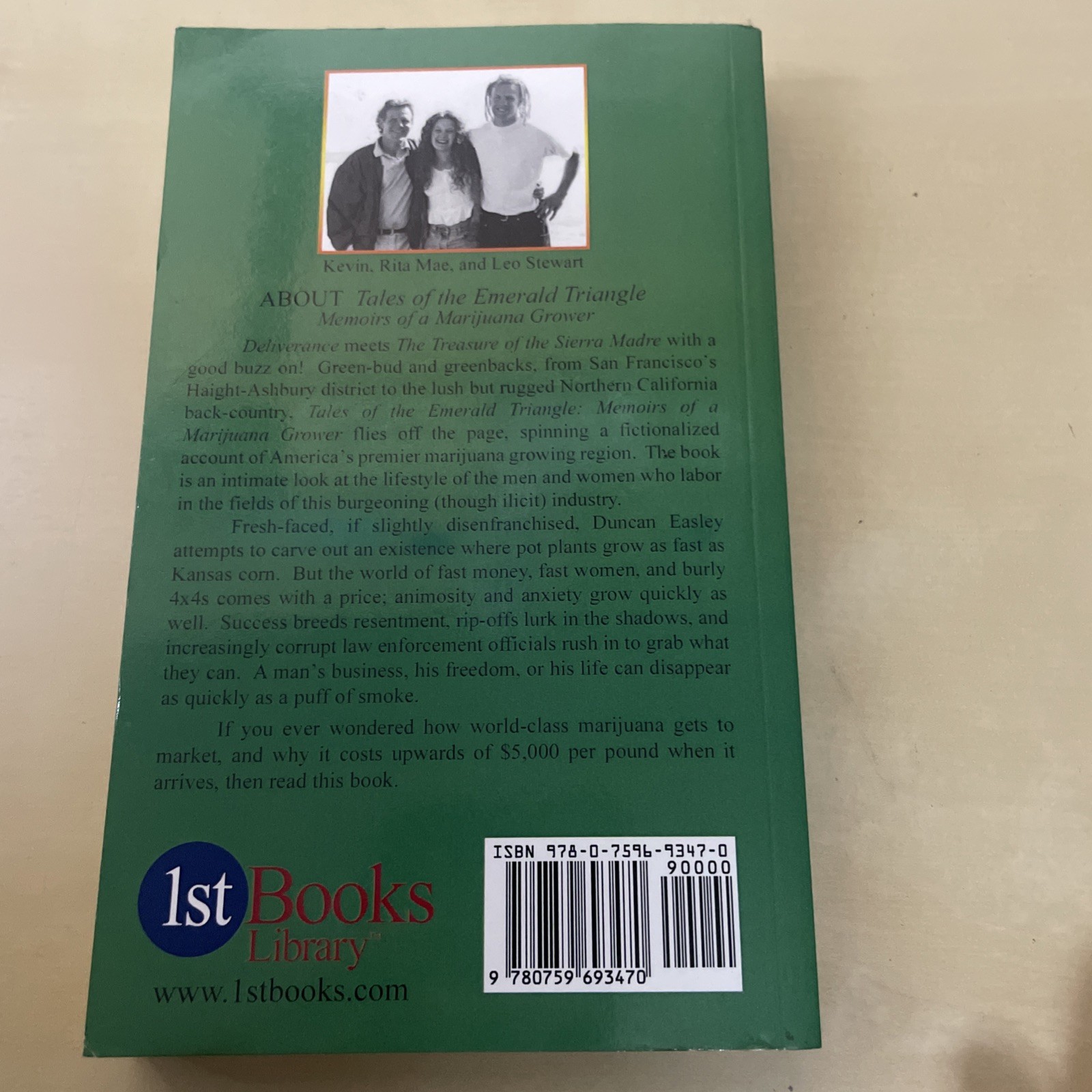 Tales of the Emerald Triangle: Memoirs of a Grower – Kevin Stewart – Softcover