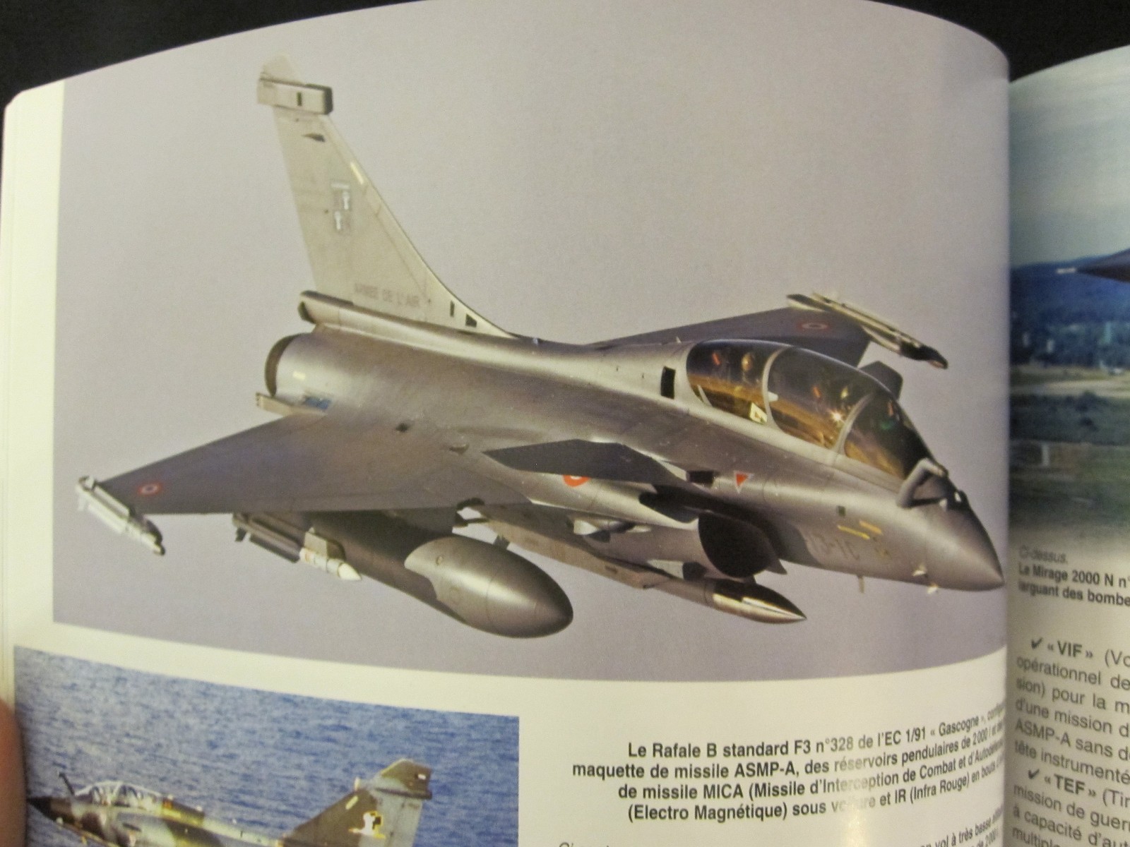 Mirage 2000N – full of color profiles & photos, French Text, 82 pages