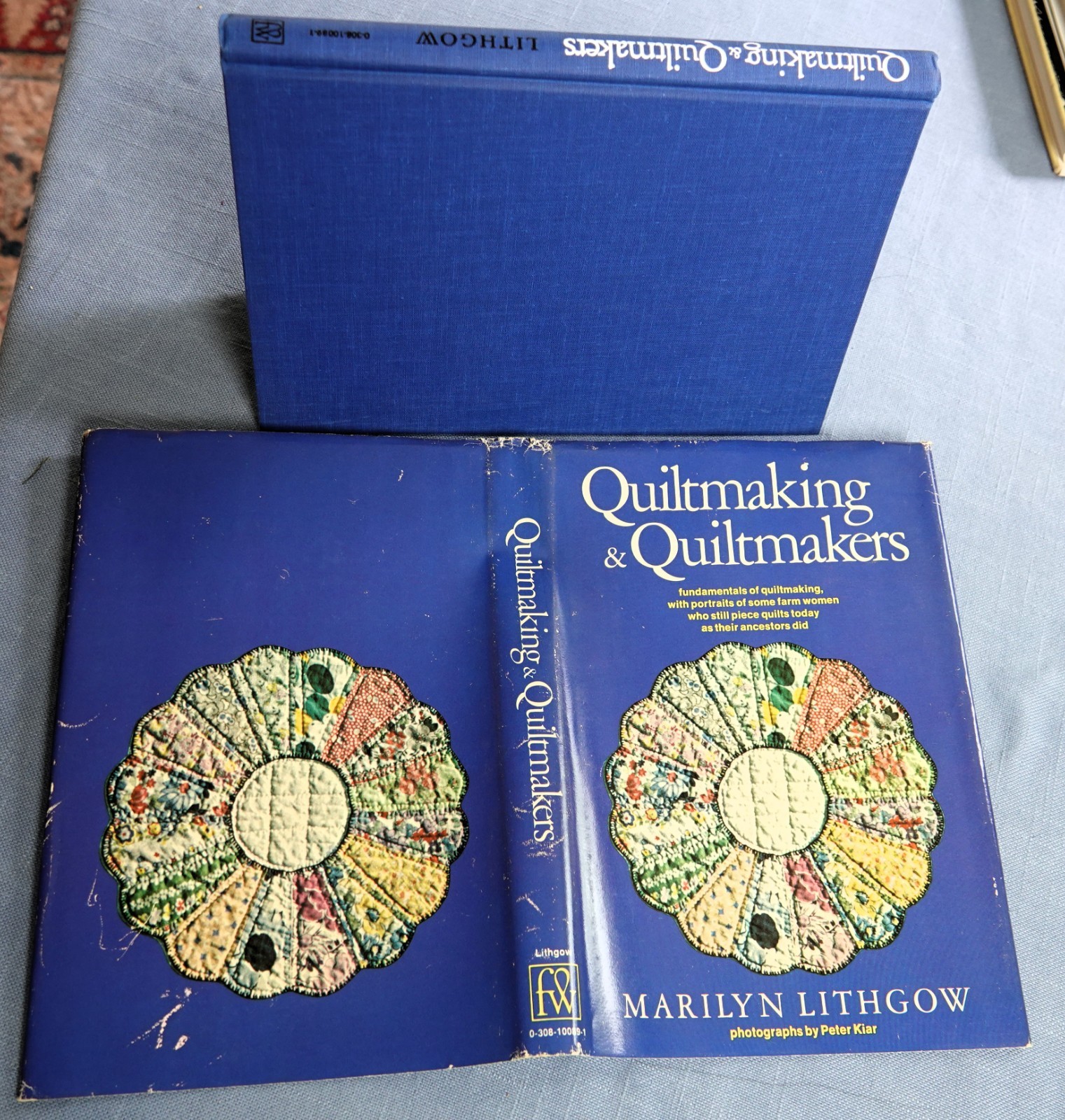 Quiltmaking and Quiltmakers by Marilyn Lithgow 1974, hc/dj
