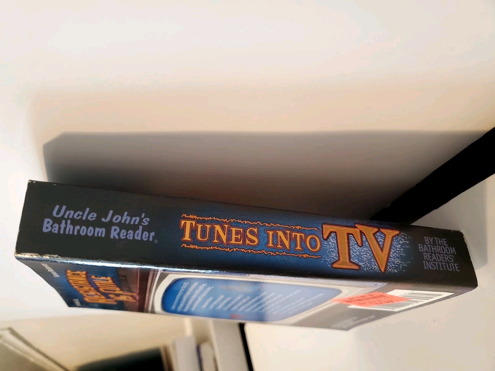 Uncle John’s Bathroom Reader “Tunes Into TV” Book, (2011), (504 Pages)