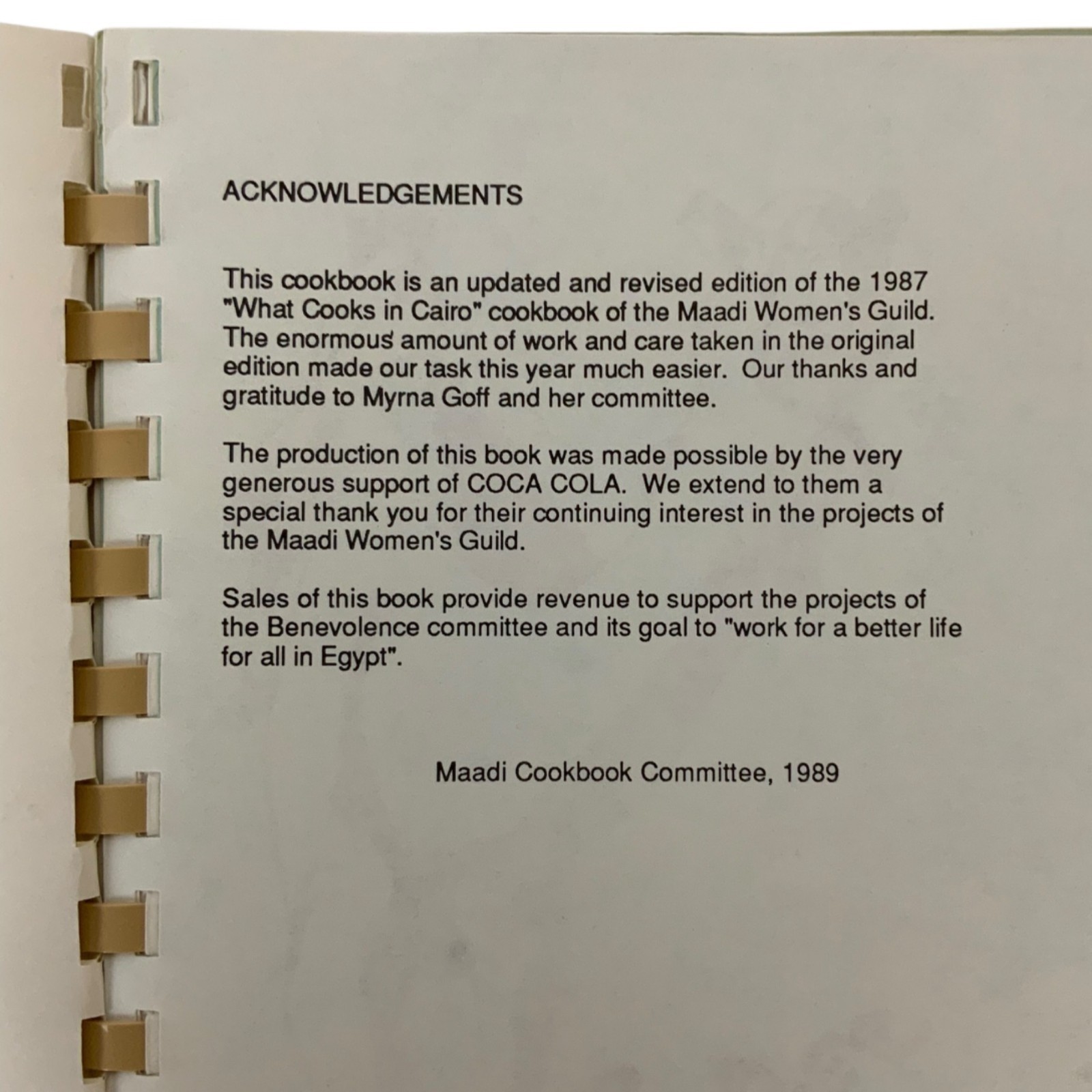 What Cooks In Cairo Coca-Cola 1989 Maadi Womens Guild Spiral-Bound Cookbook