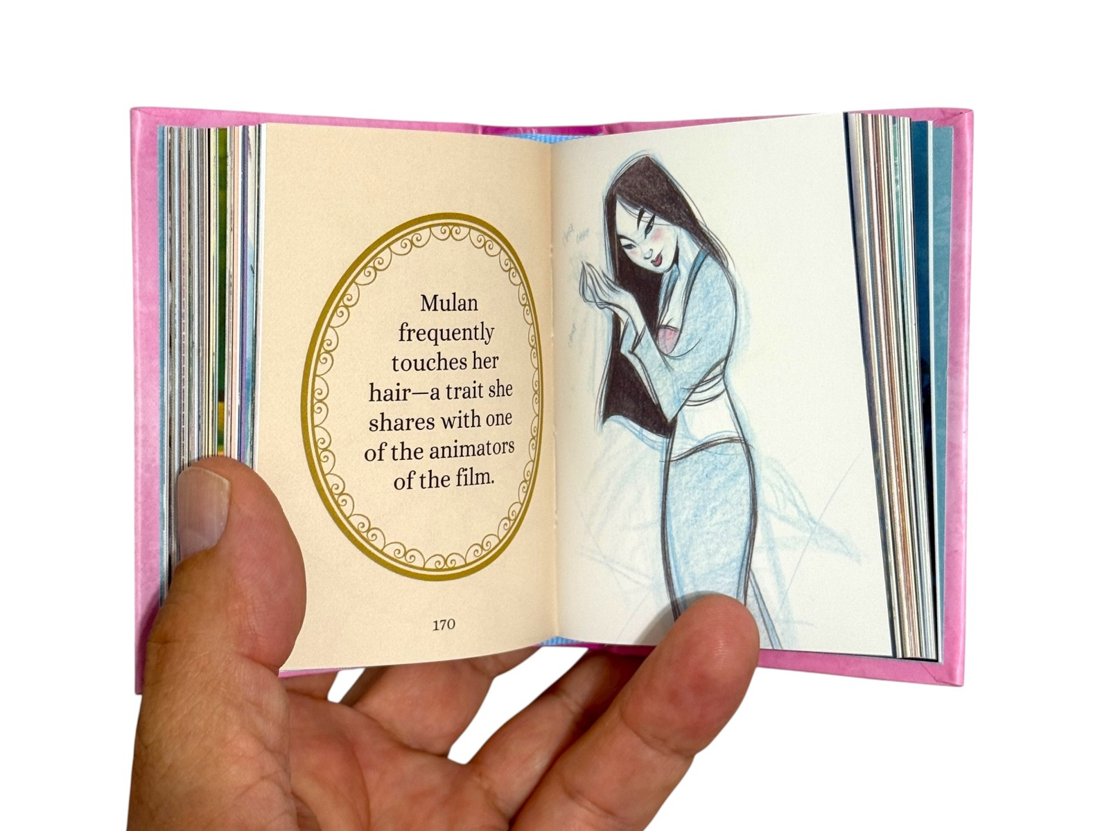 The Mini Art of Disney Princess mini book 304 pg w/color illustrations hardcover