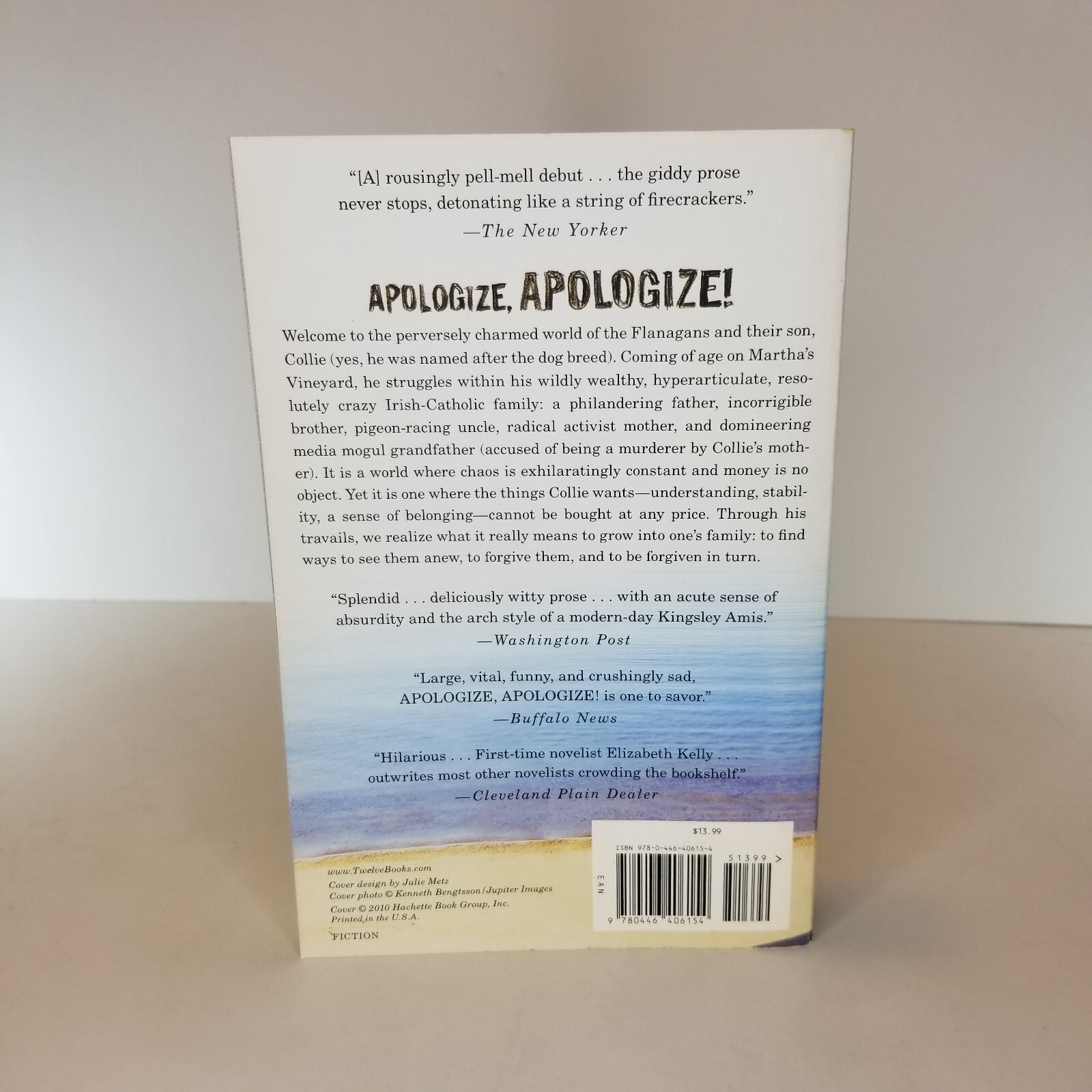Apologize, Apologize! A Novel by Elizabeth Kelly Paperback Book.