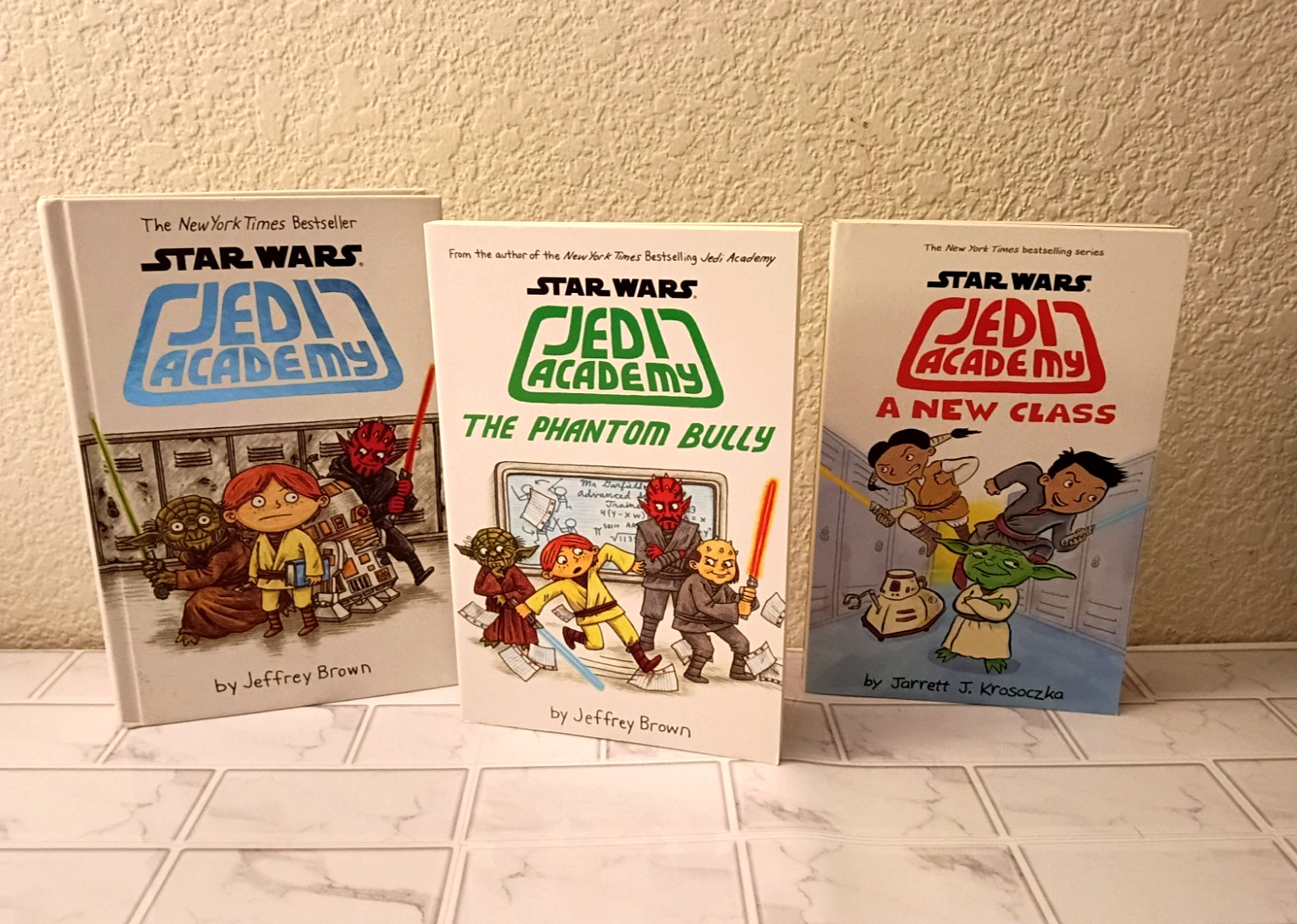 Star Wars: Jedi Academy Book by Jeffrey Brown HC/PB Kids Graphic Novel Scholasti