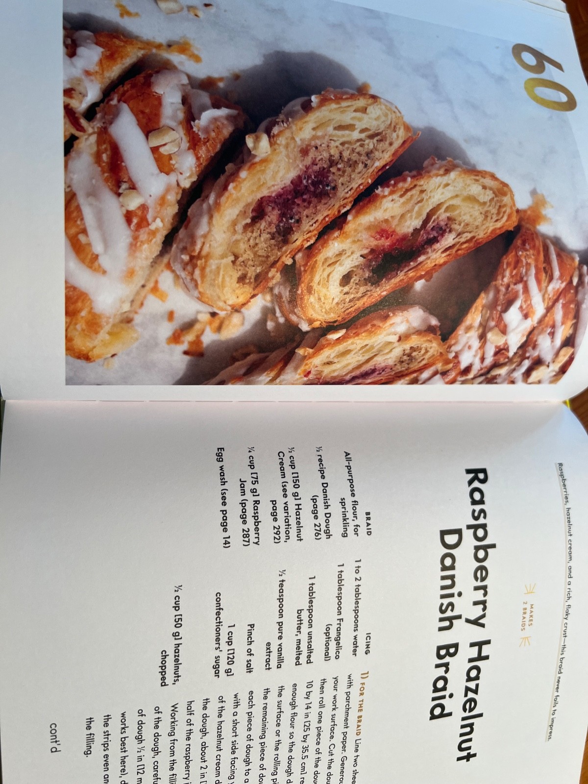 100 Morning Treats : With Muffins, Rolls, Biscuits, Sweet and Savory… New
