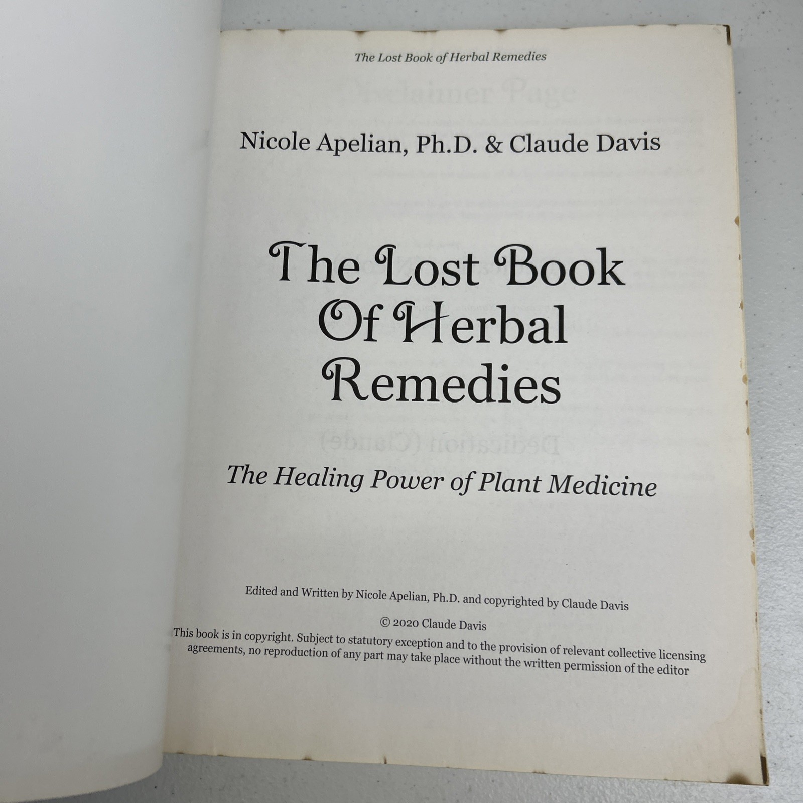 The Lost Book of Herbal Remedies by Davis & Apelian 2020 Paperback