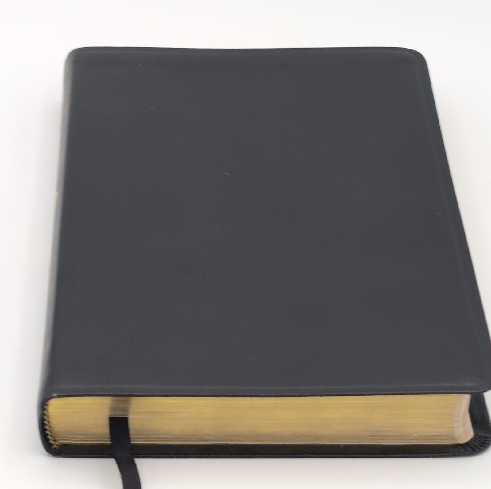 ESV Thinline Bible, Red Letter – Bonded Leather. (B)