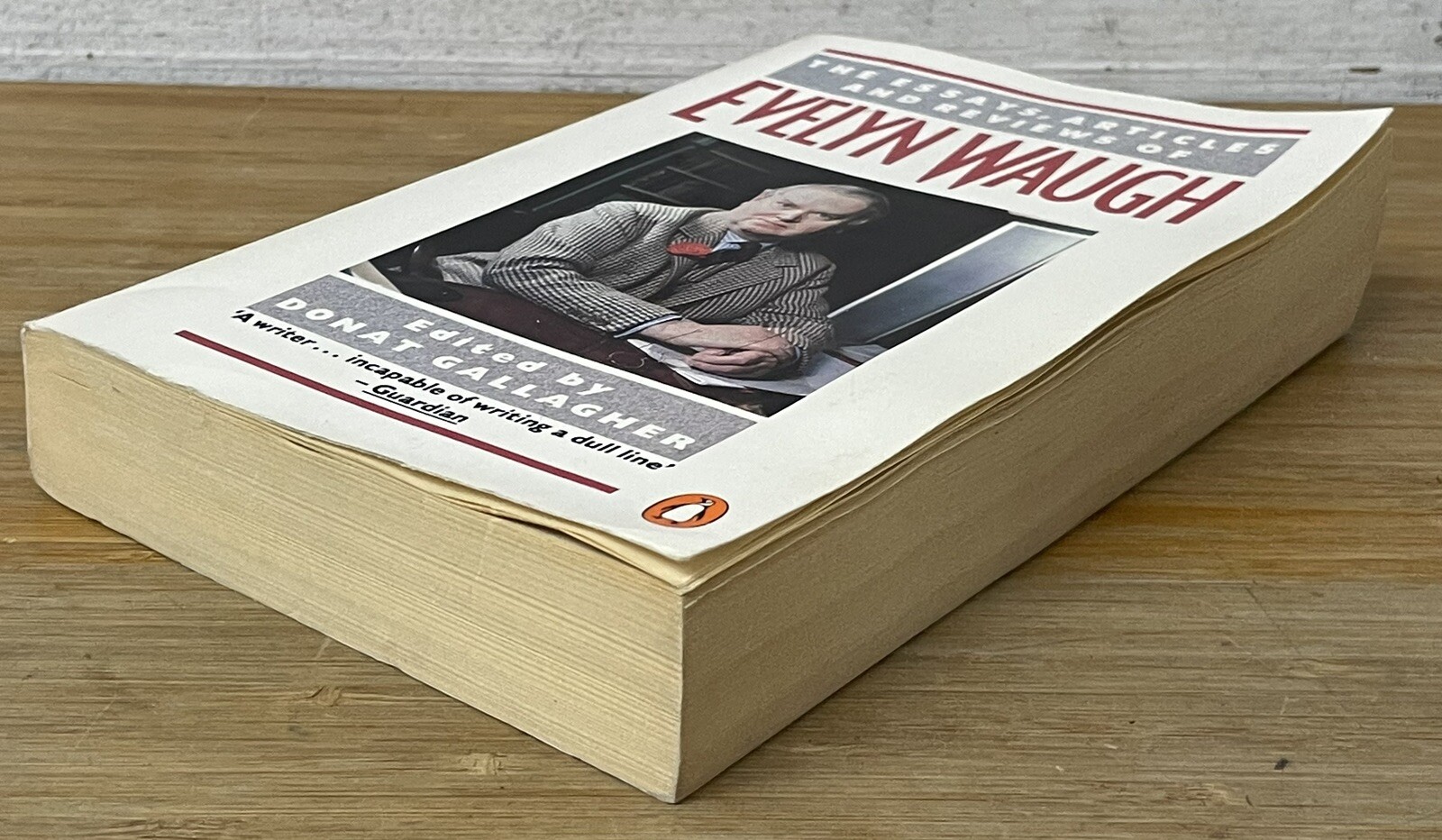 Vintage The Essays, Articles and Reviews of Evelyn Waugh PB Penguin 1986