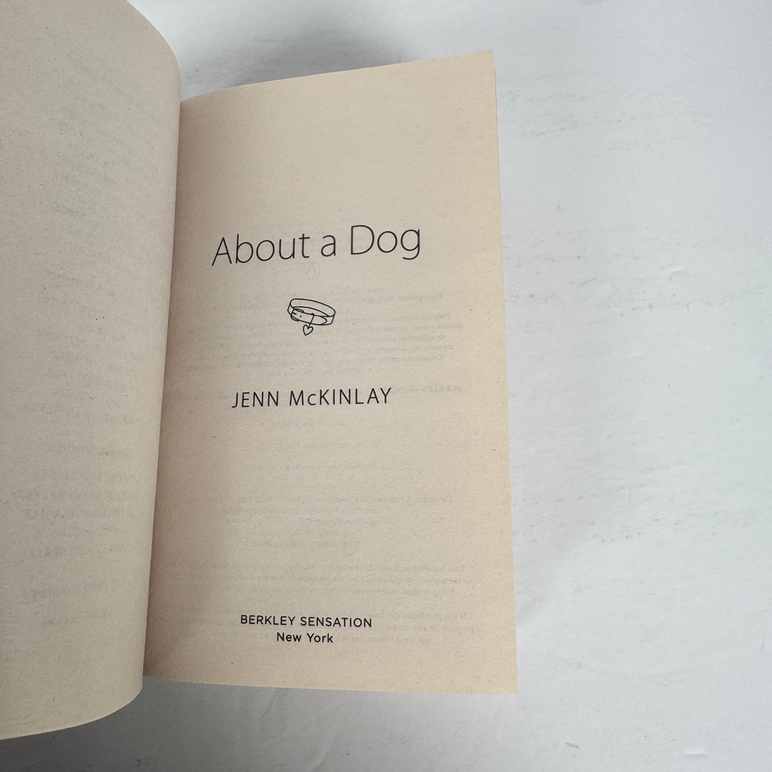 Jenn McKinlay ABOUT A DOG & BARKING UP THE WRONG TREE Bluff Point Romance Lot