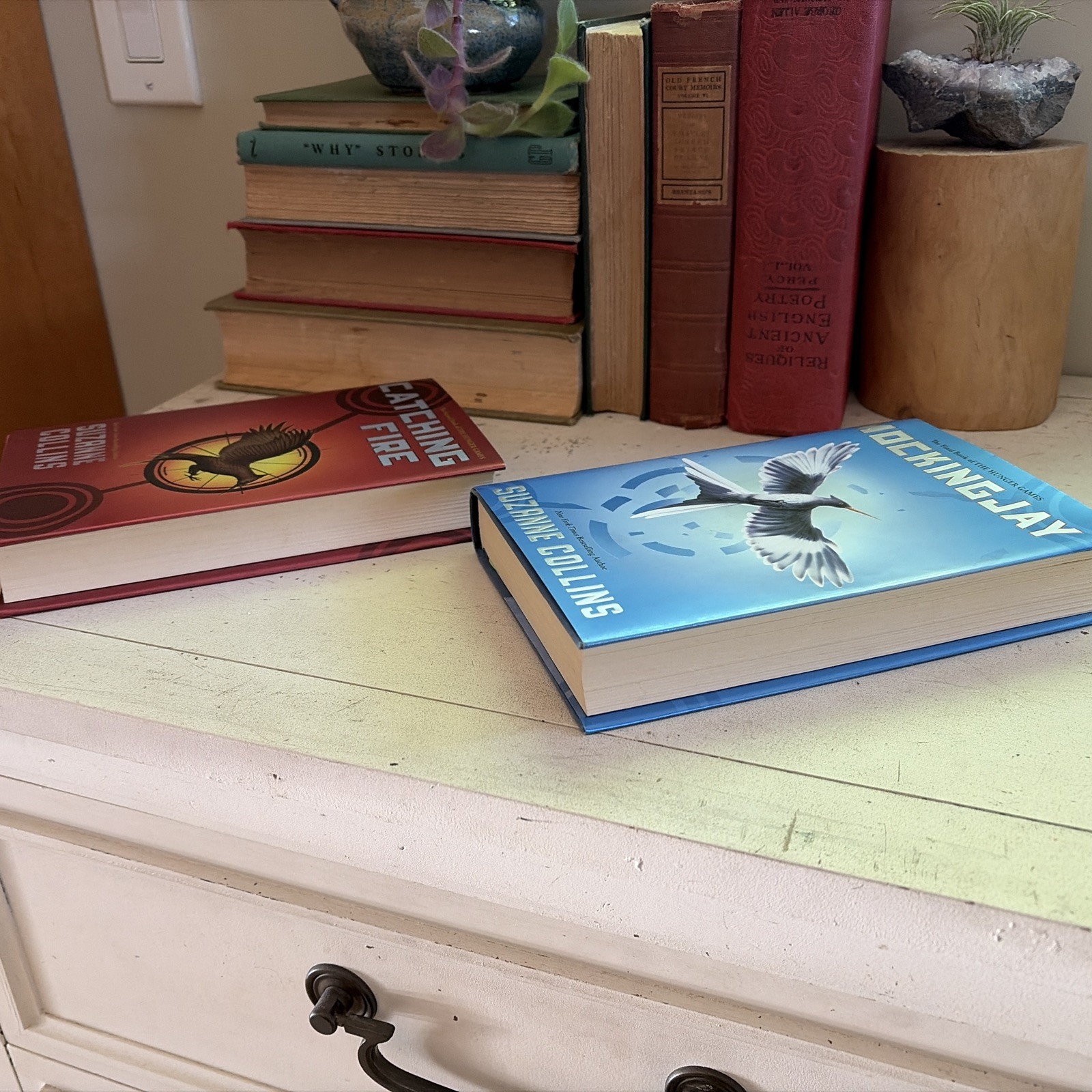 Lot Of 2 Hunger Games Series Books Hardcover Catching Fire / Mockingjay