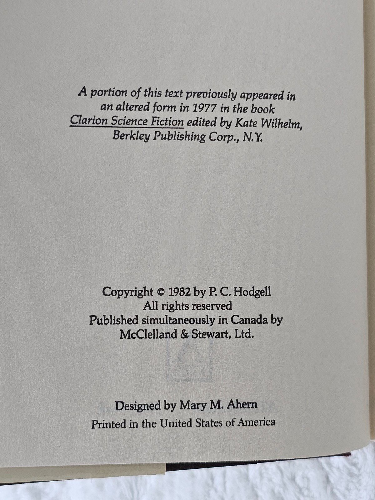 God Stalk P.C. Hodgell 1982 Hardcover Book Club Dust Jacket Fantasy Kencyrath 1