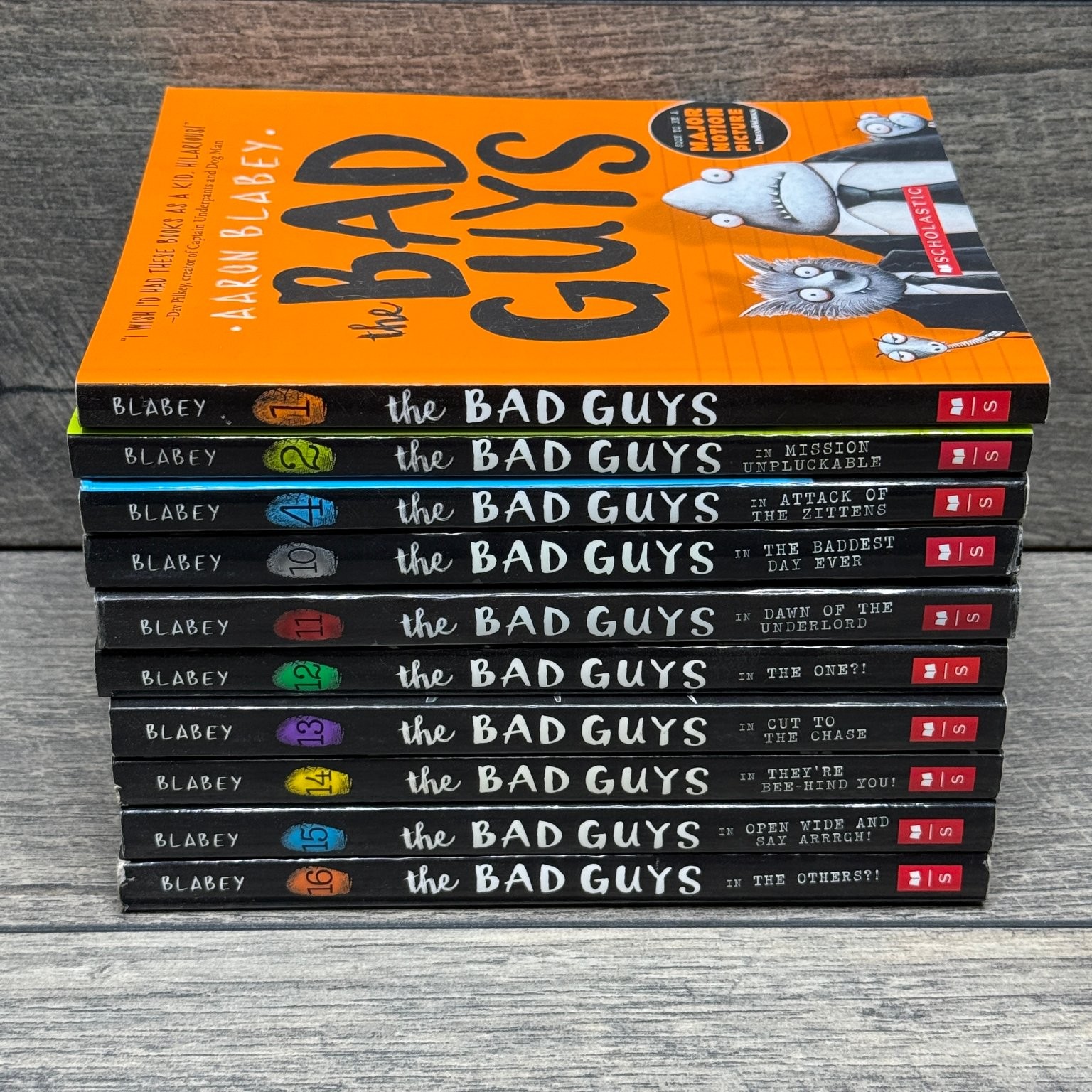 Lot of 10 The Bad Guys Paperback Books Aaron Blabey Scholastic #1,2,4,10-16