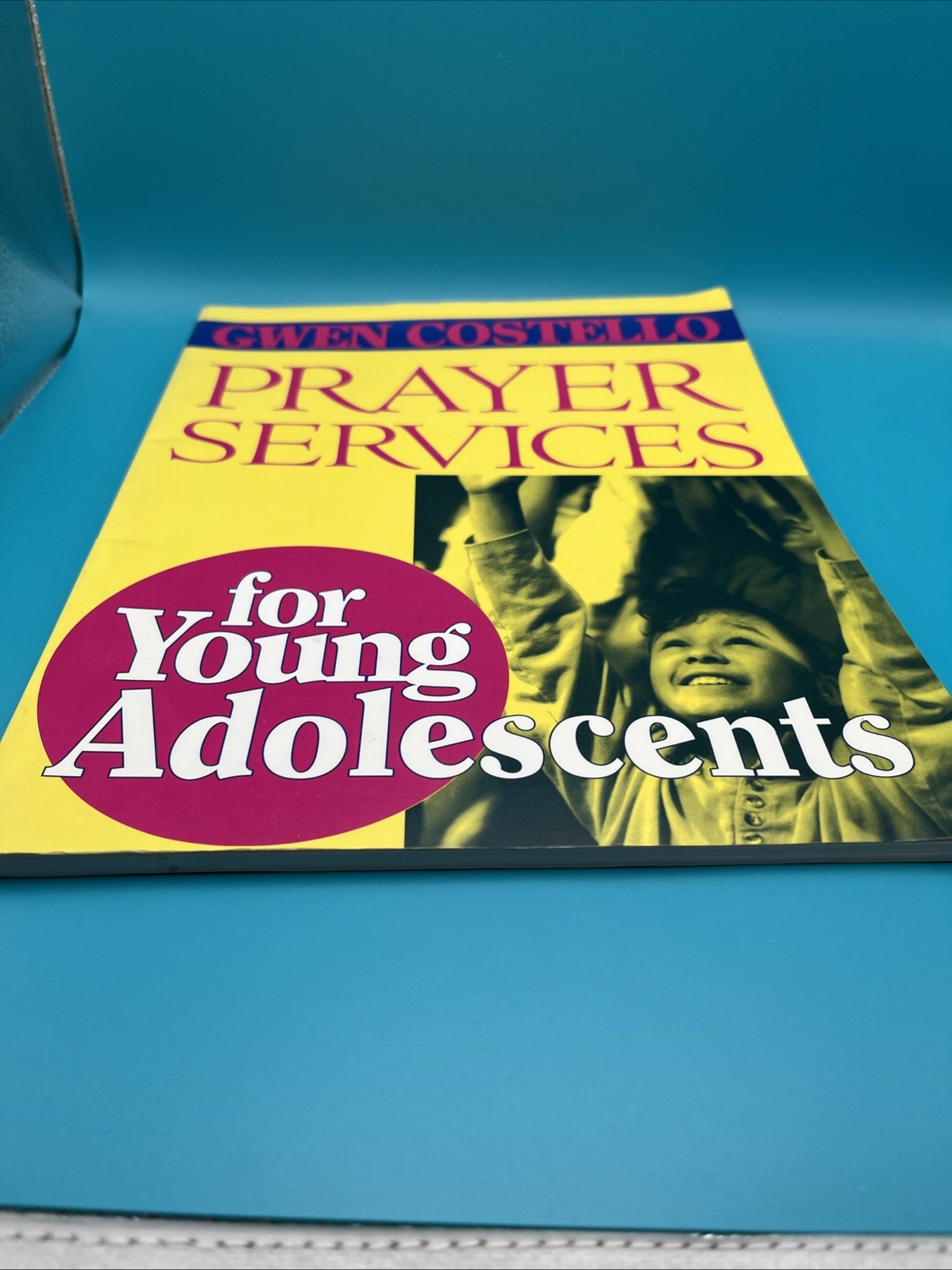 Prayer Services for Young Adolescents by Gwen Costello (1994, Trade Paperback)