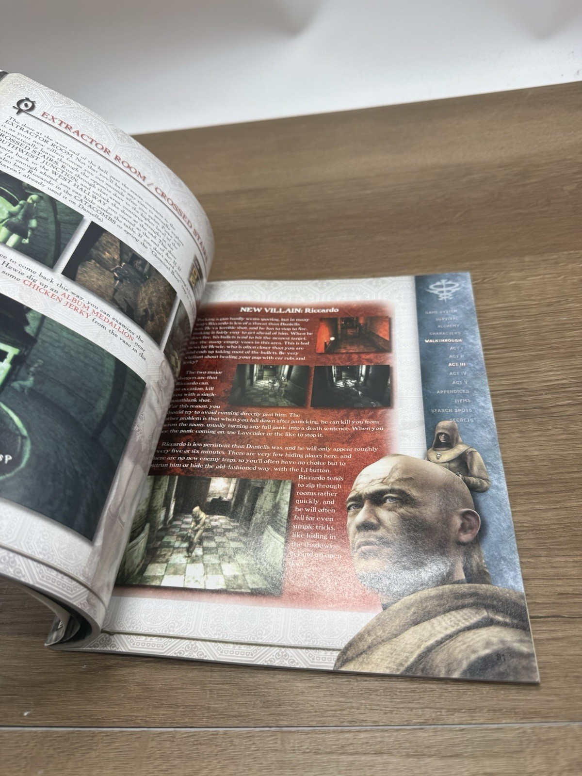Haunting Ground Official Strategy Guide BradyGames – Excellent Cond & Rare PS2