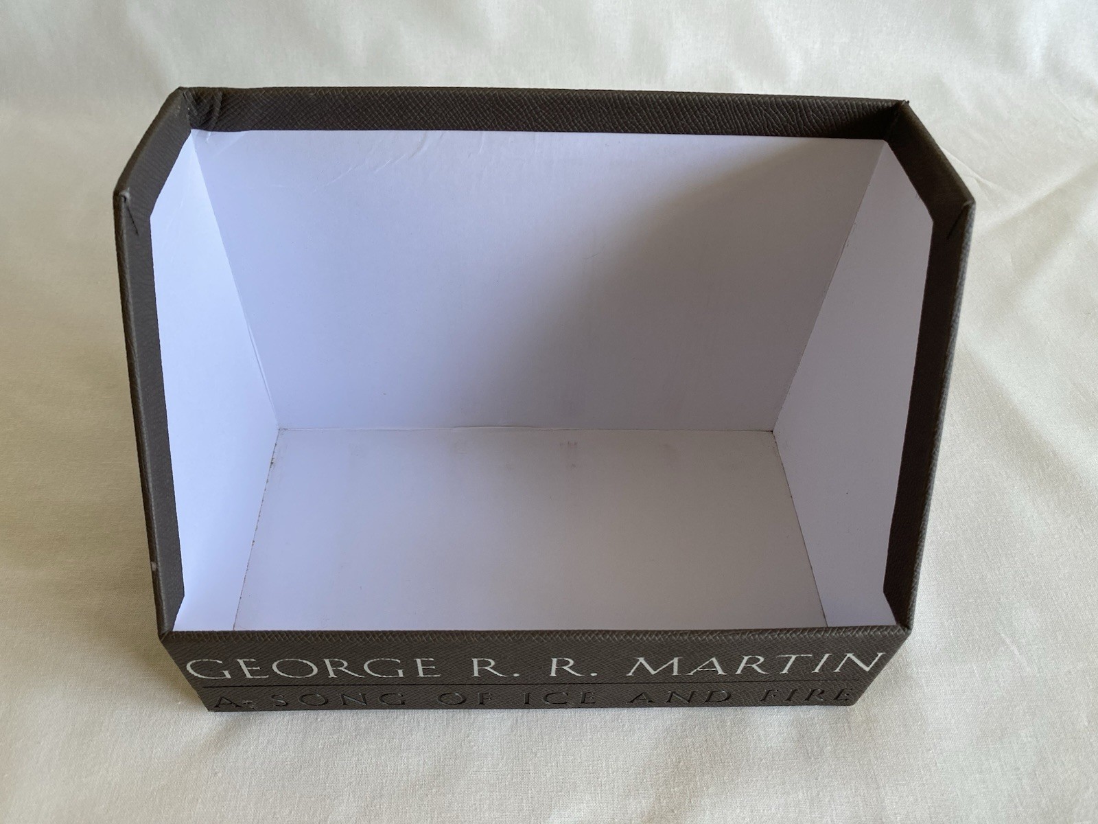 A Song of Ice and Fire Leather Bound Book Box Set, George R.R. Martin