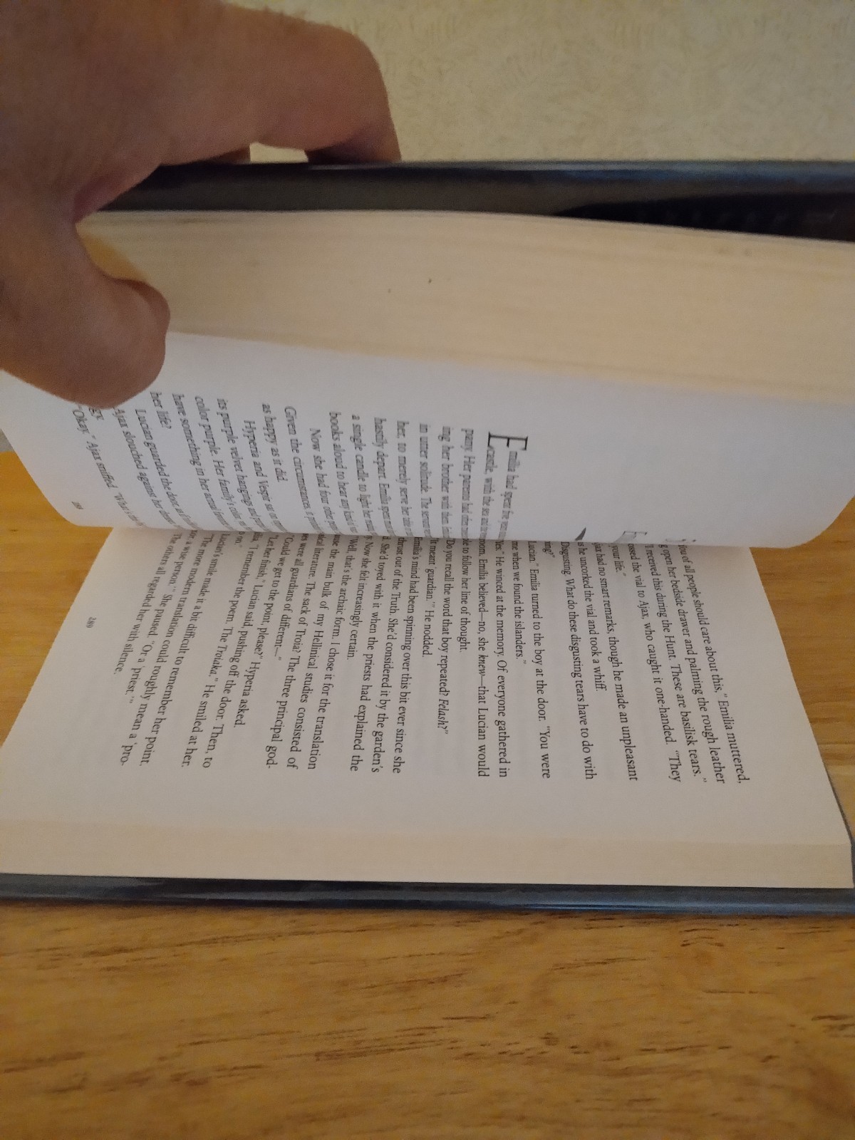 House Of Dragons By Jessica Cluess 1st Edition/1st Printing 2020 HC/DJ Book