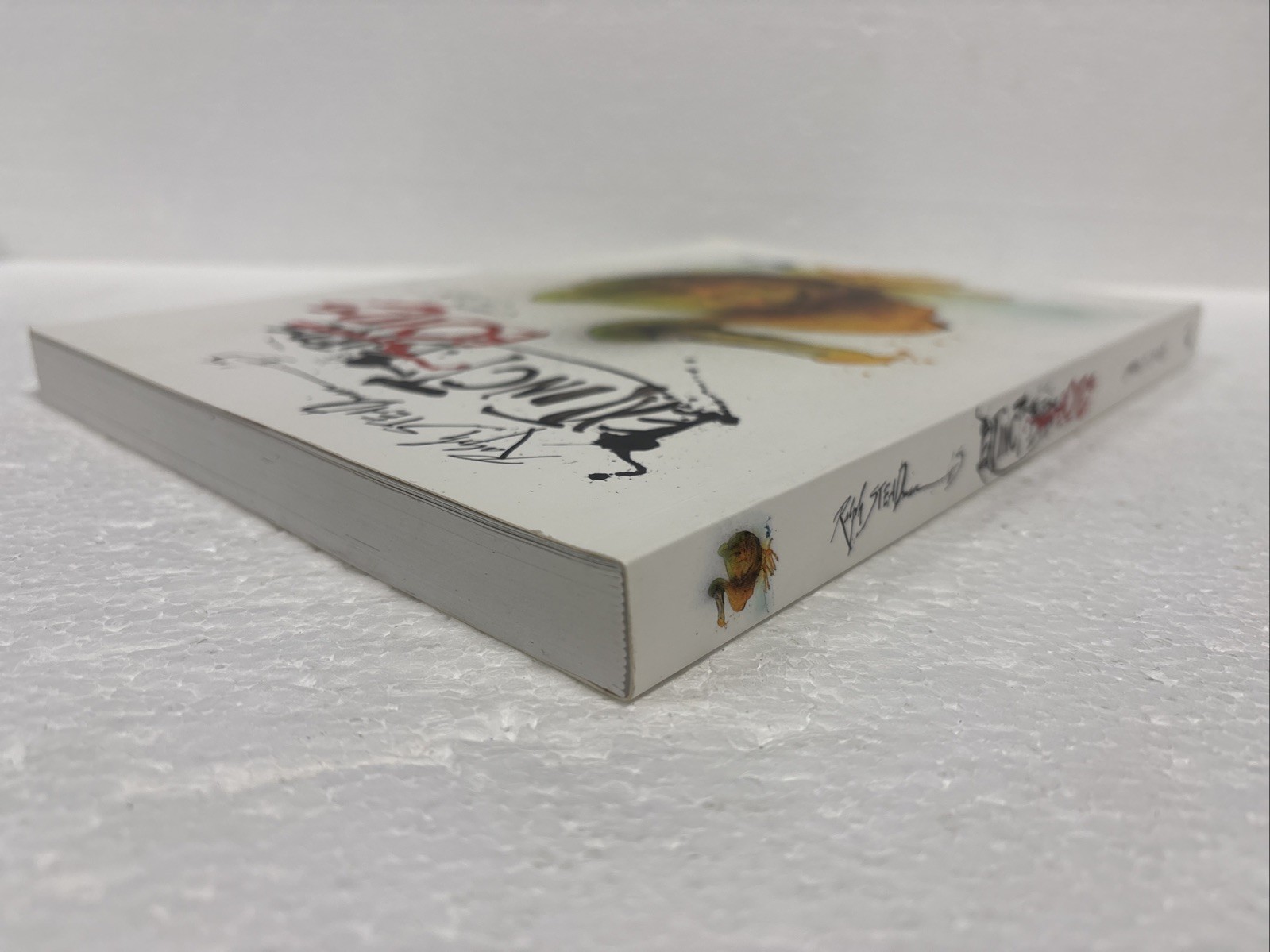 Extinct Boids by Ceri Levy and Ralph Steadman, 2020, First Printing