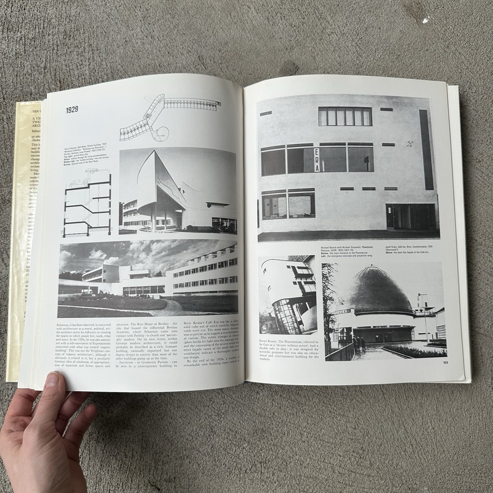 A Visual History of Twentieth Century Architecture by Dennis Sharp 1972 HC